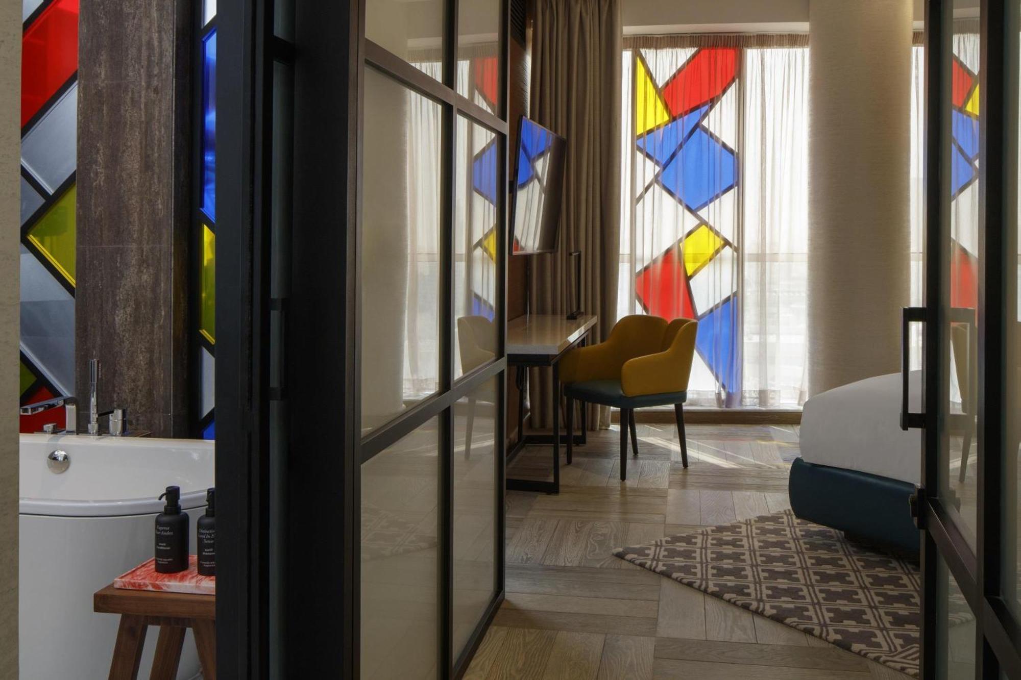 Extravagant Terrace Suite Sea or Marina View – Room