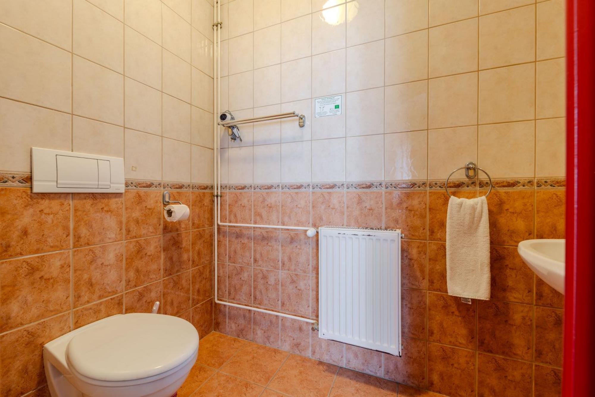 Standard Double Room,1698846309:JPEG