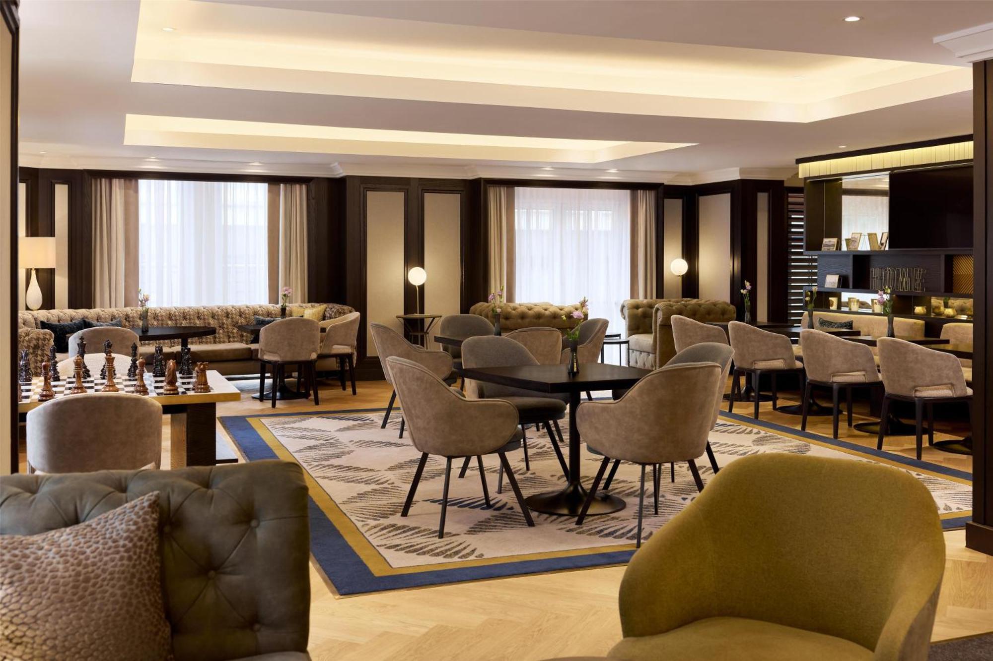 King Penthouse Royal Suite