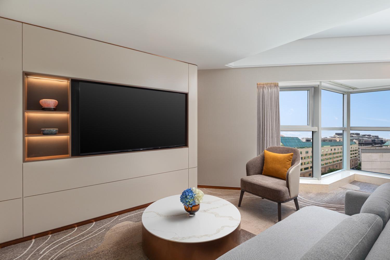 Dynasty Suite