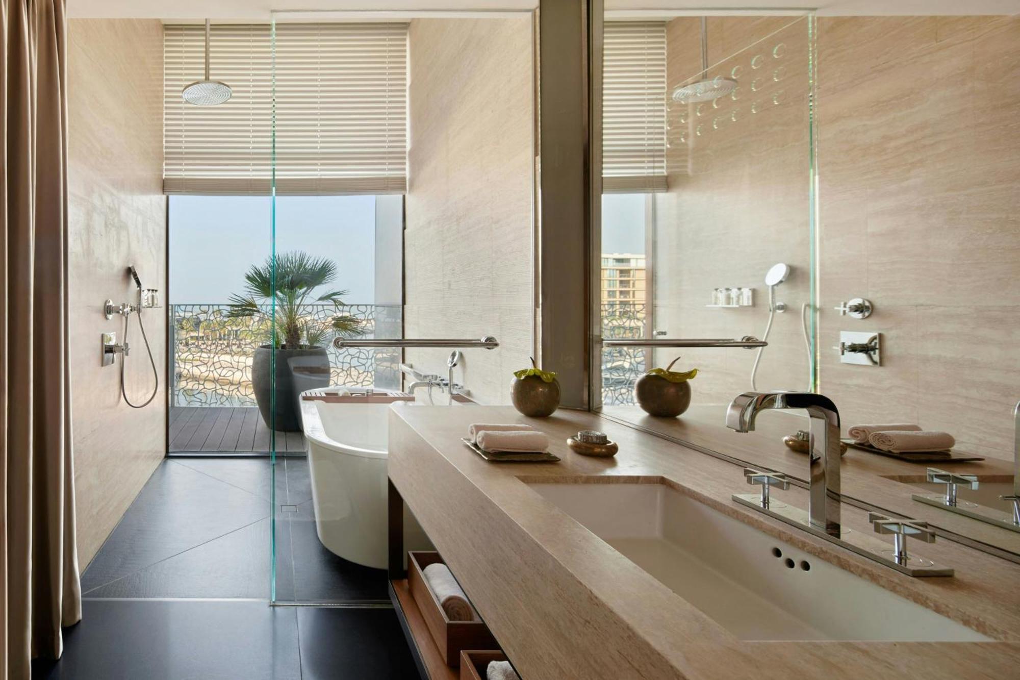 Junior King Suite Balcony