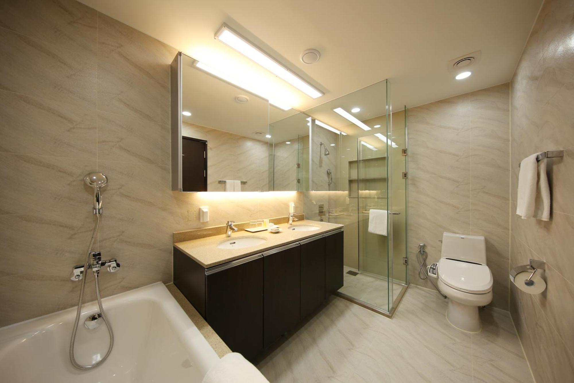 Luxury Penthouse Apartment