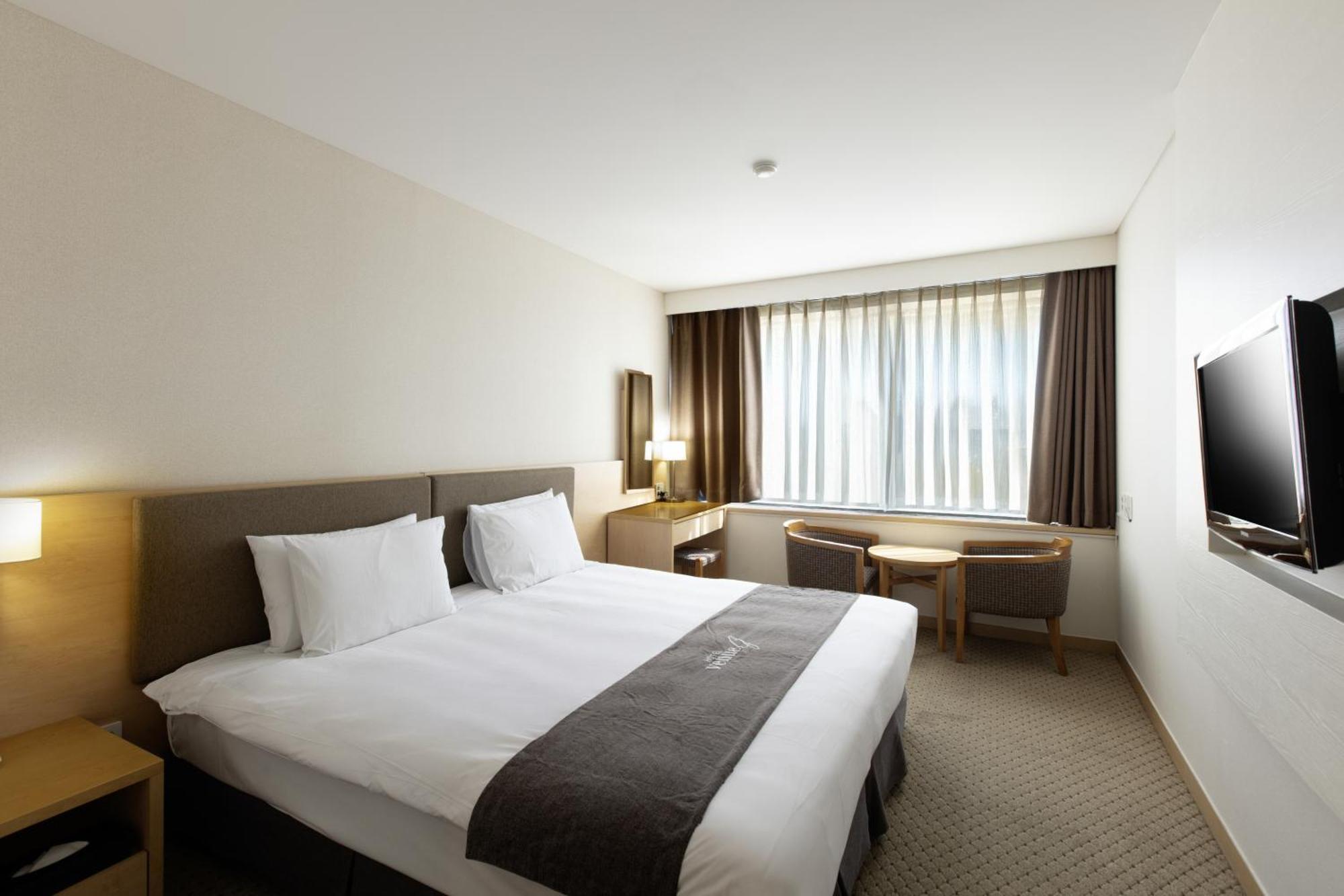 Deluxe Double Room Bath