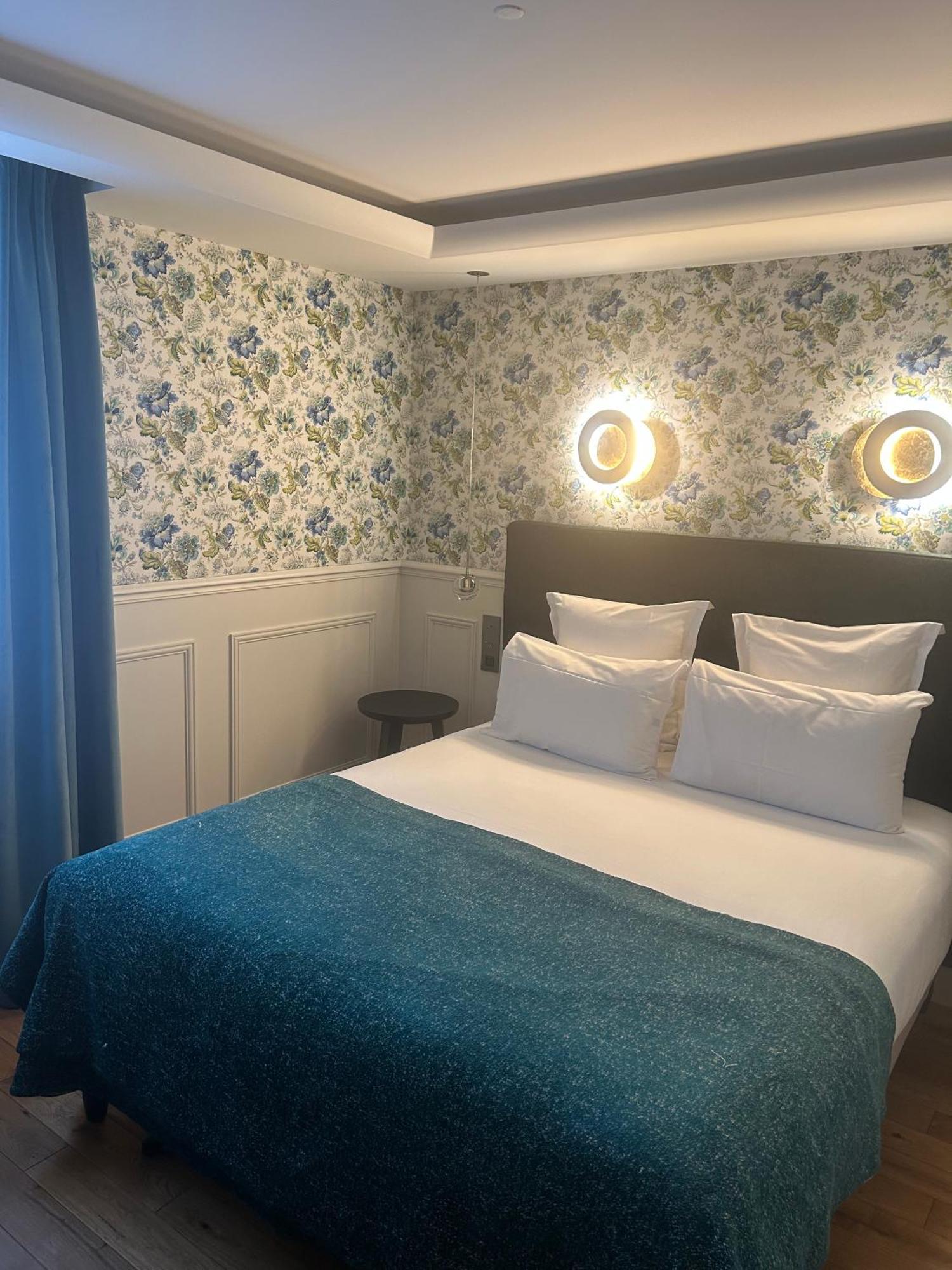 Standard Single Room Double Bed