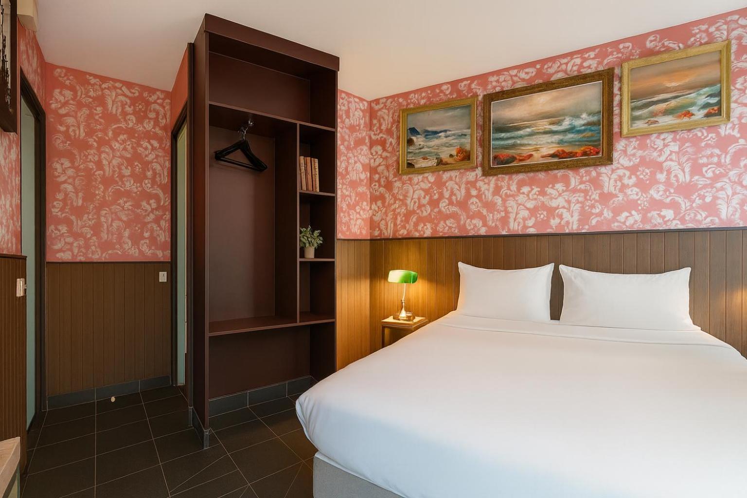 Double Room Private Bathroom