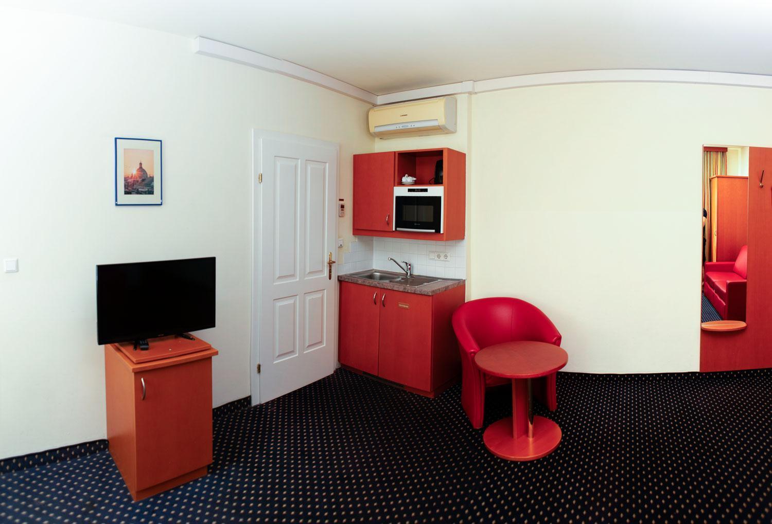 Deluxe Suite,1705556348:JPEG