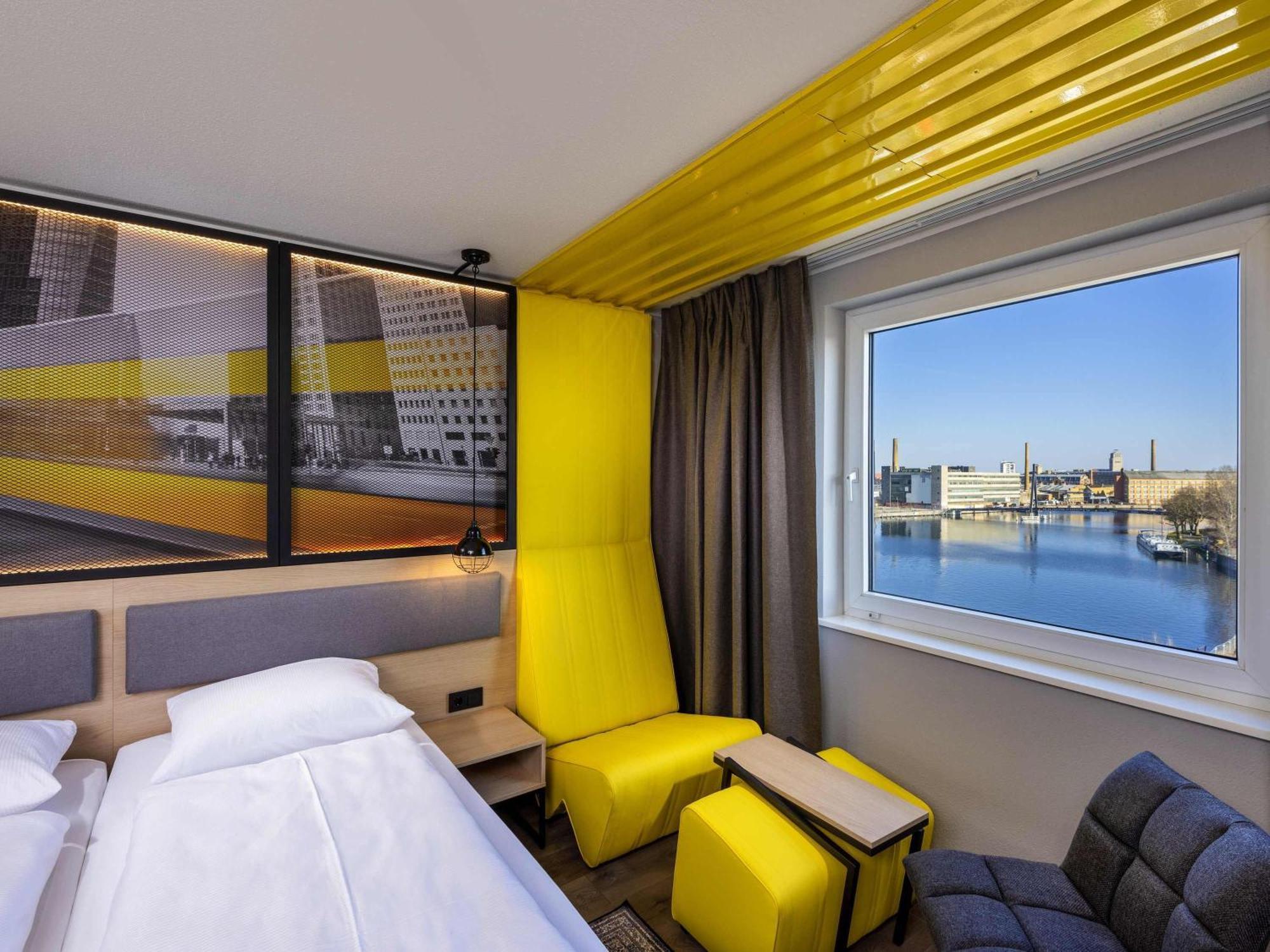 Standard Twin Room,1705557210:JPEG
