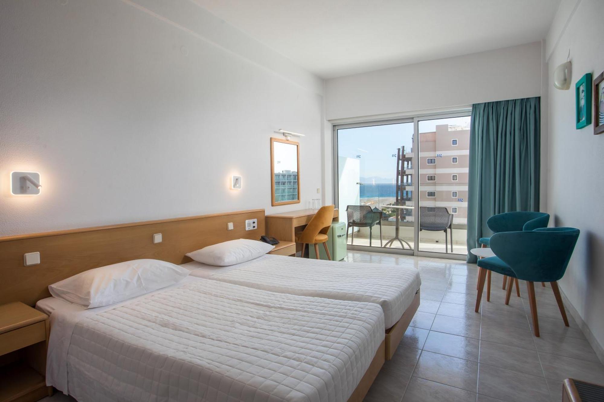 Standard Room Side Sea View