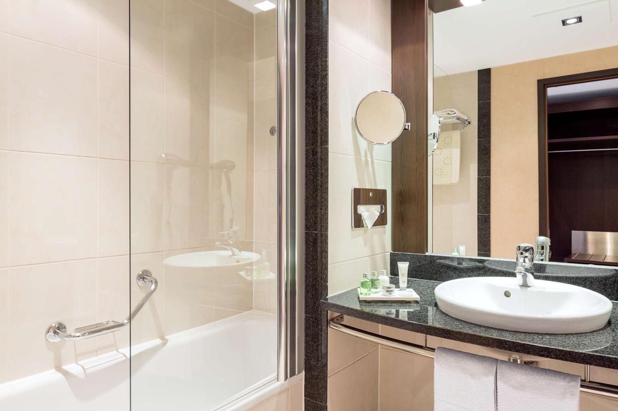 Superior Double or Twin Room Extra Bed
