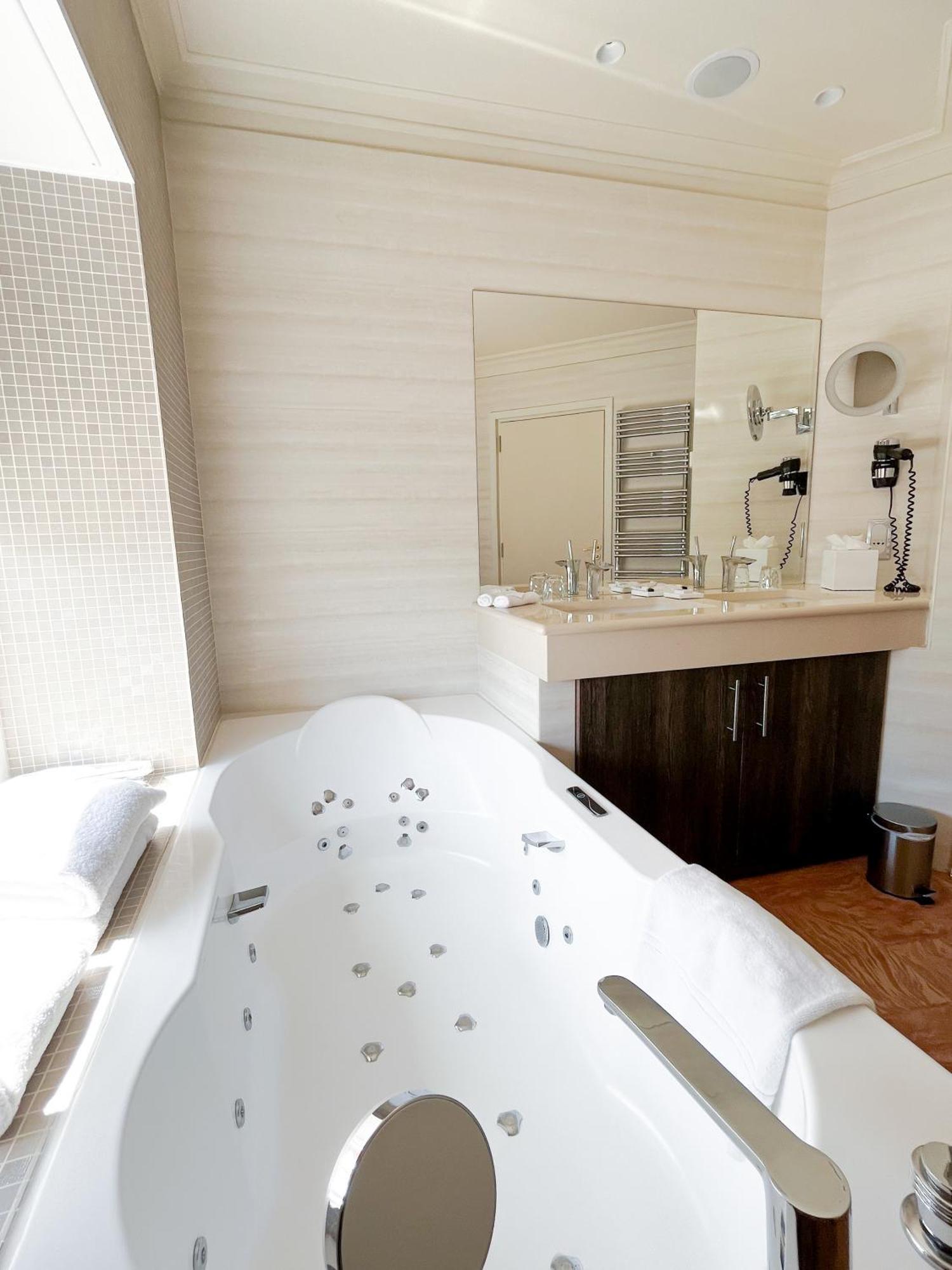 Suite Mediterranée Sea View
