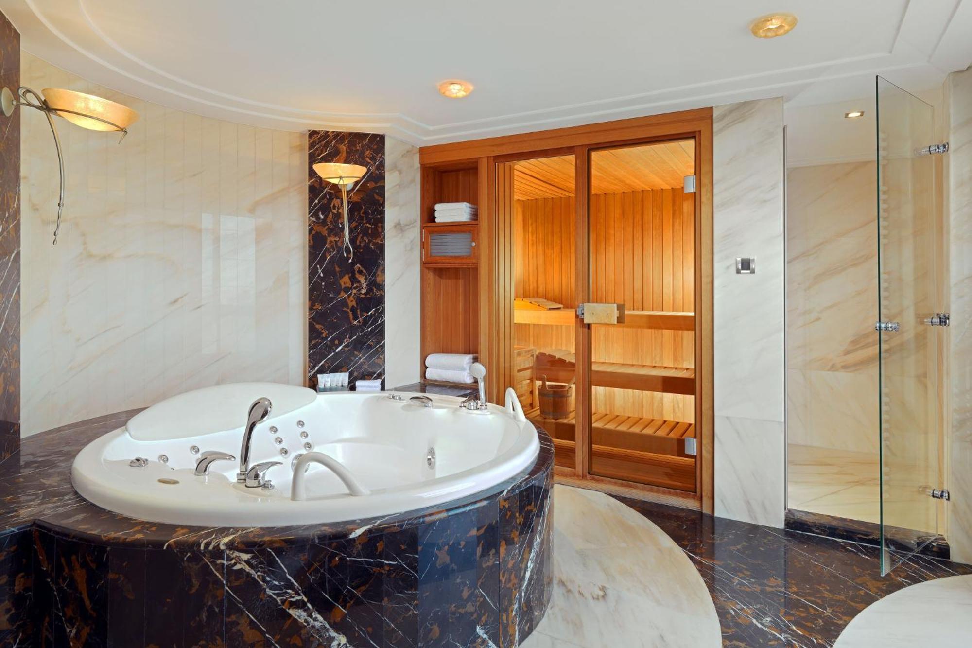 Presidential Suite 2 Bedroom Presidential Suite City view