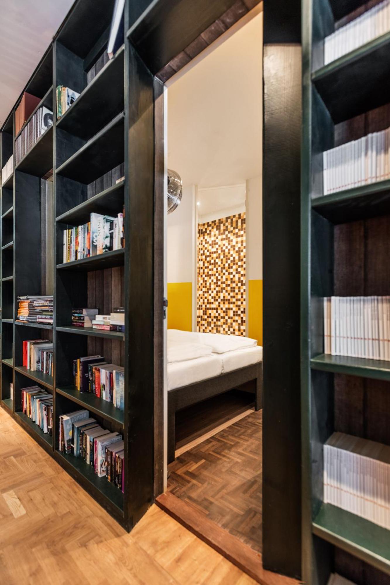 Secret Bookcase L