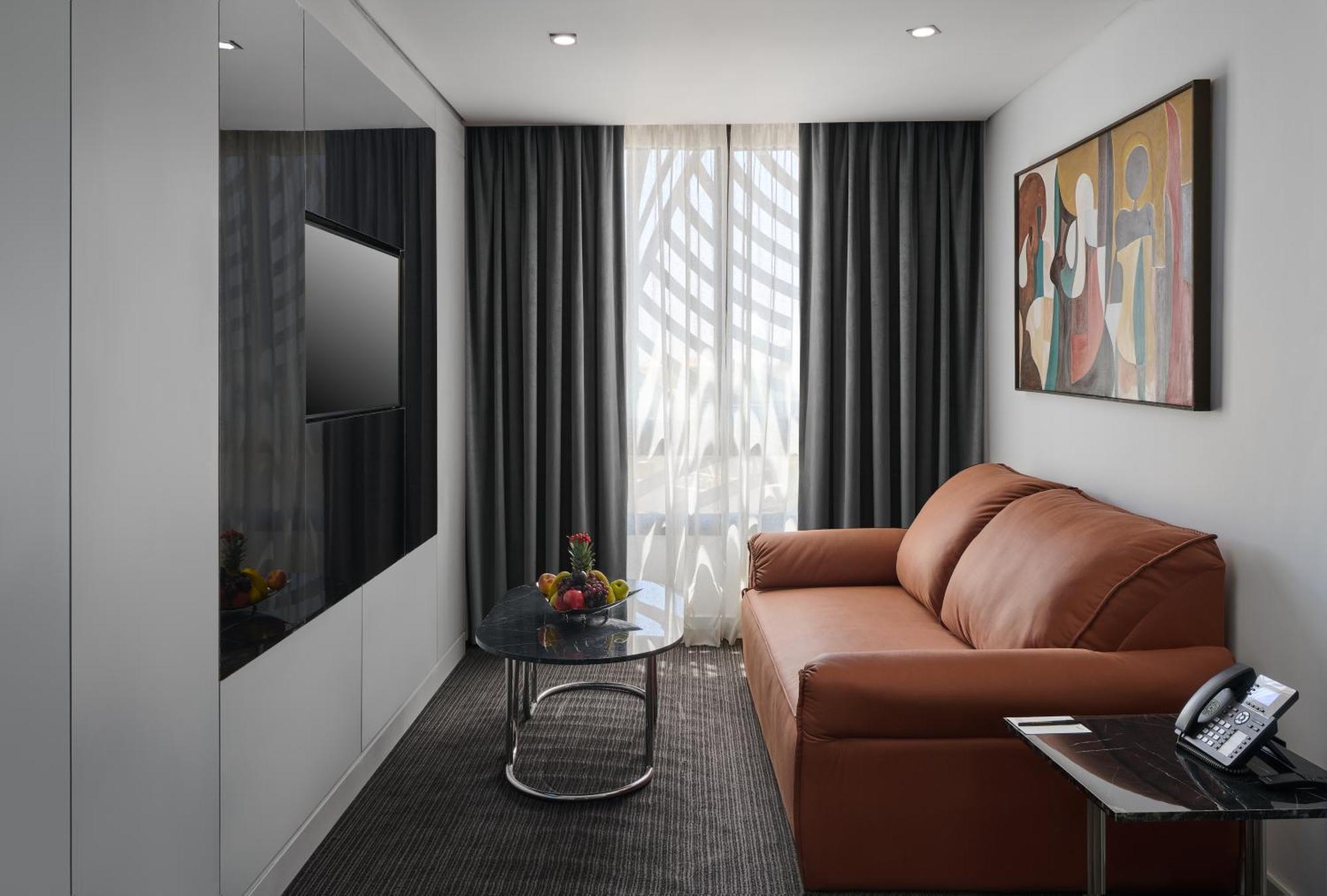 Egyptians & Residents Only Smart Junior Suite City View