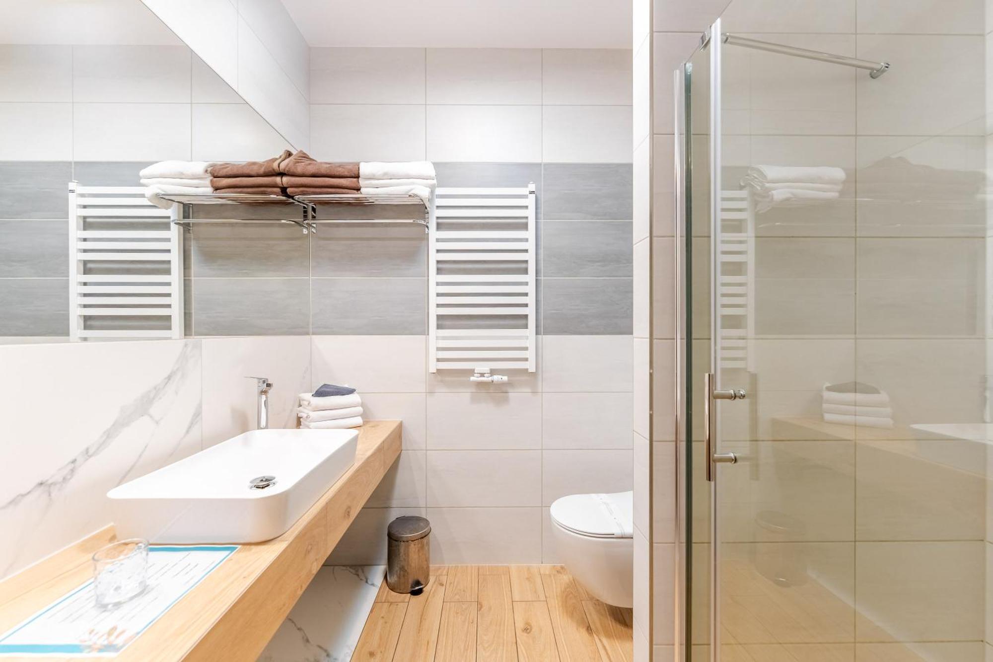 Quadruple Room with Balcony,1706972882:JPEG