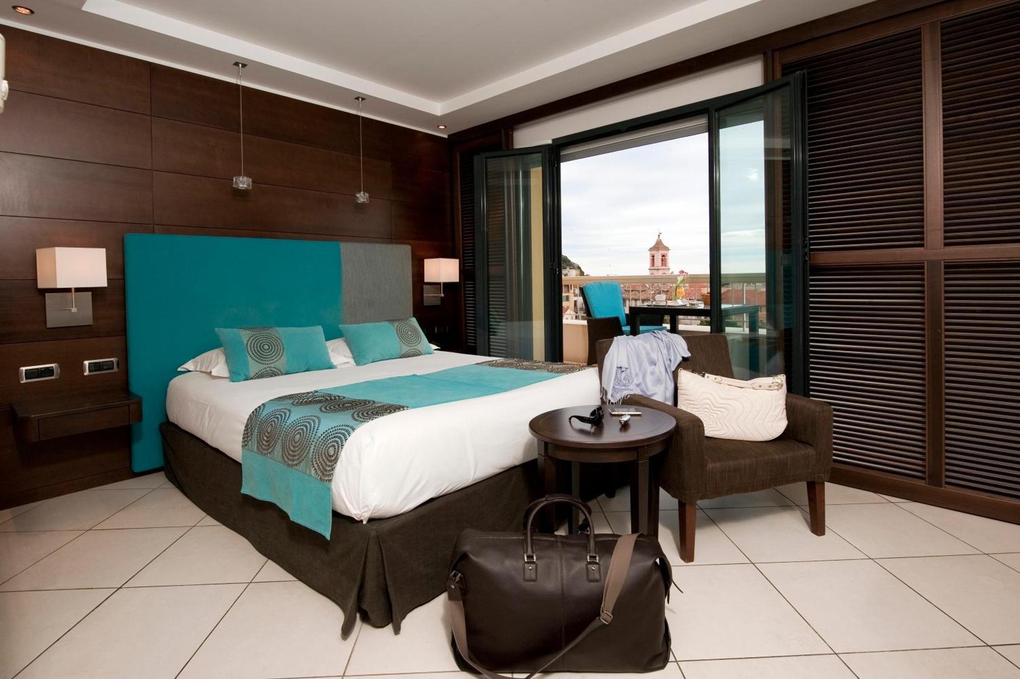Deluxe Double or Twin Room Terrace Park View
