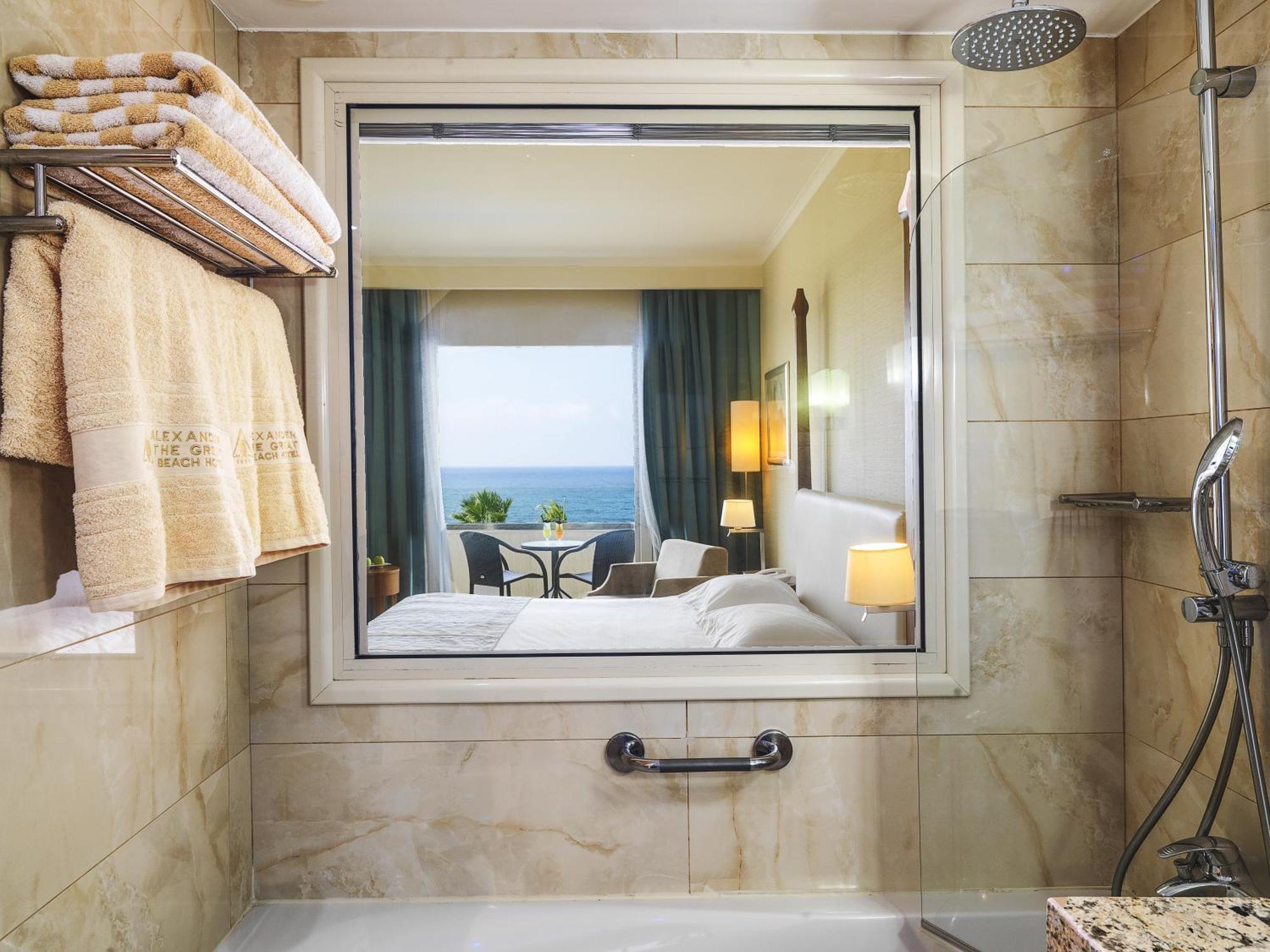 Single Room Front Sea View