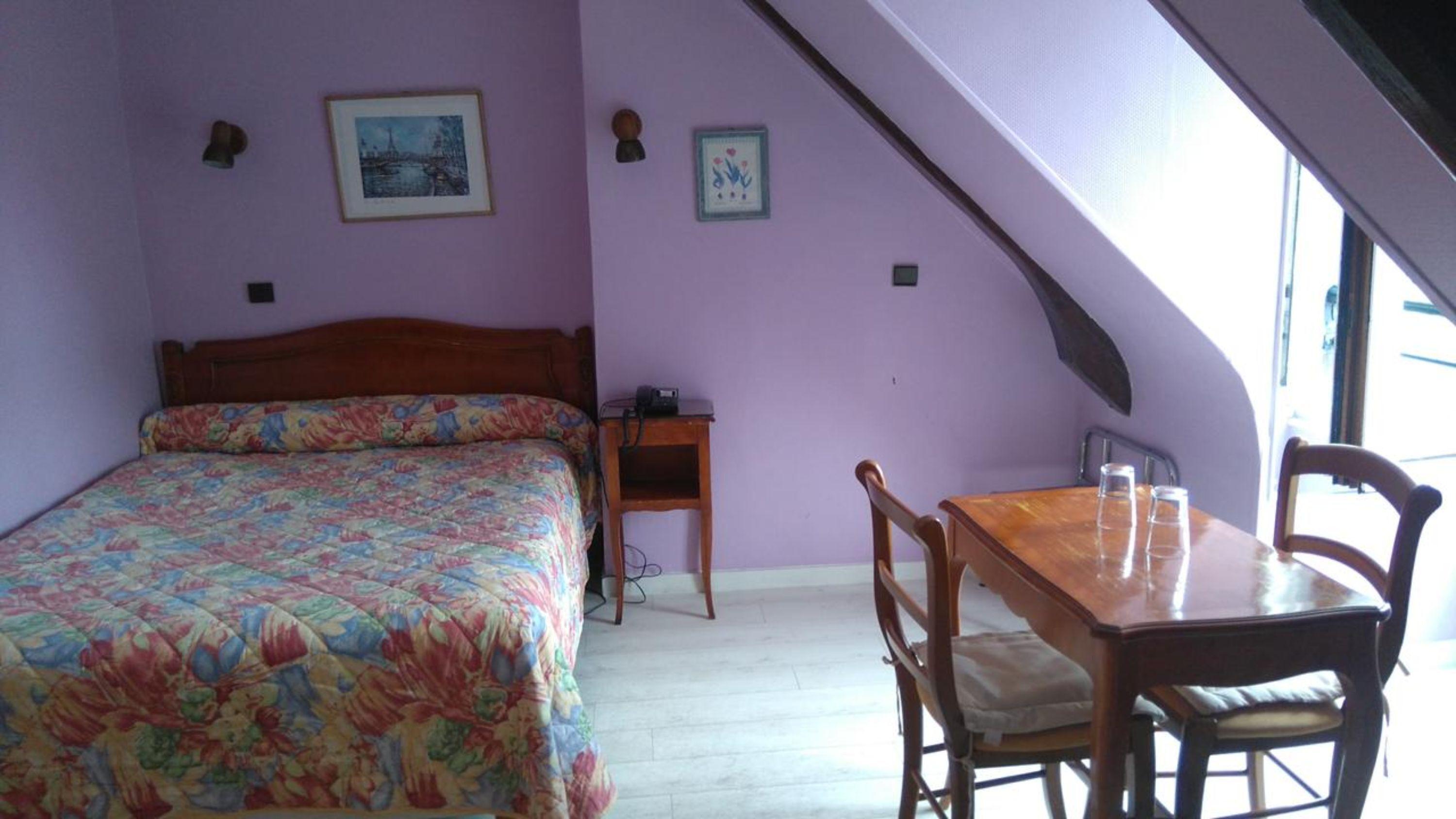 Superior Double Room Sorbonne View