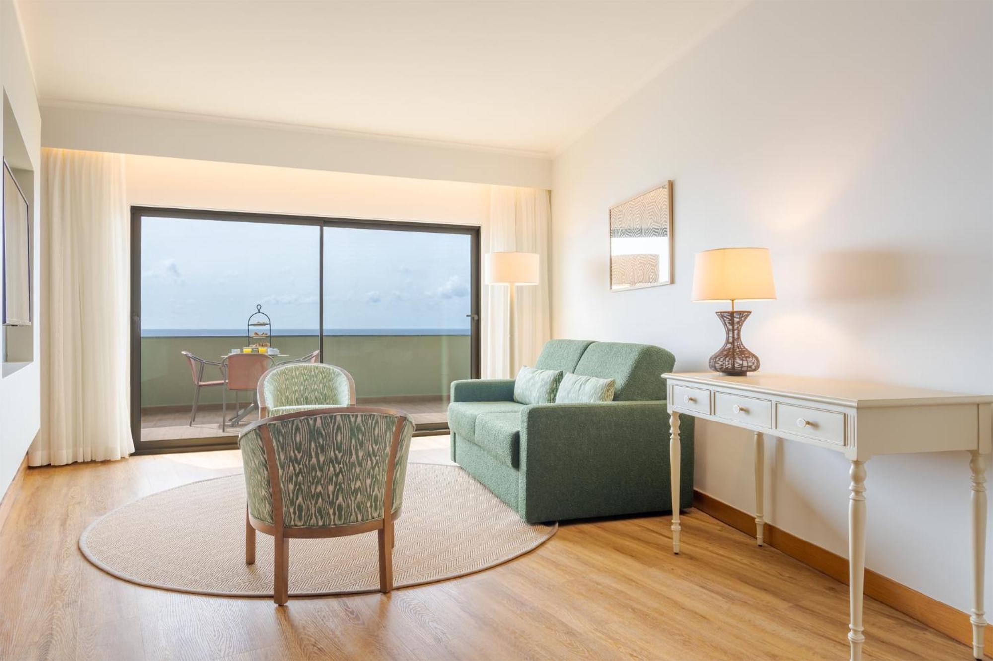 Triple Suite Sea View