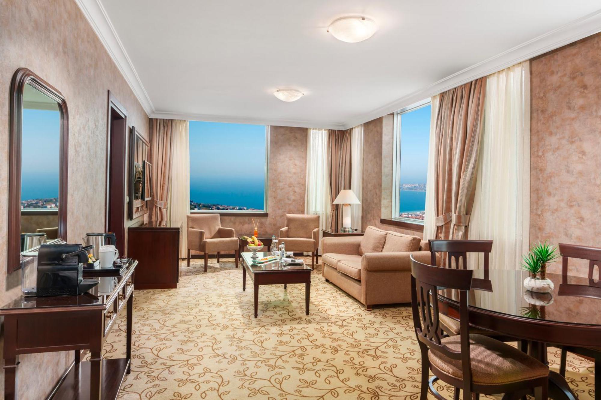 Executive King Suite,1710234560:JPEG