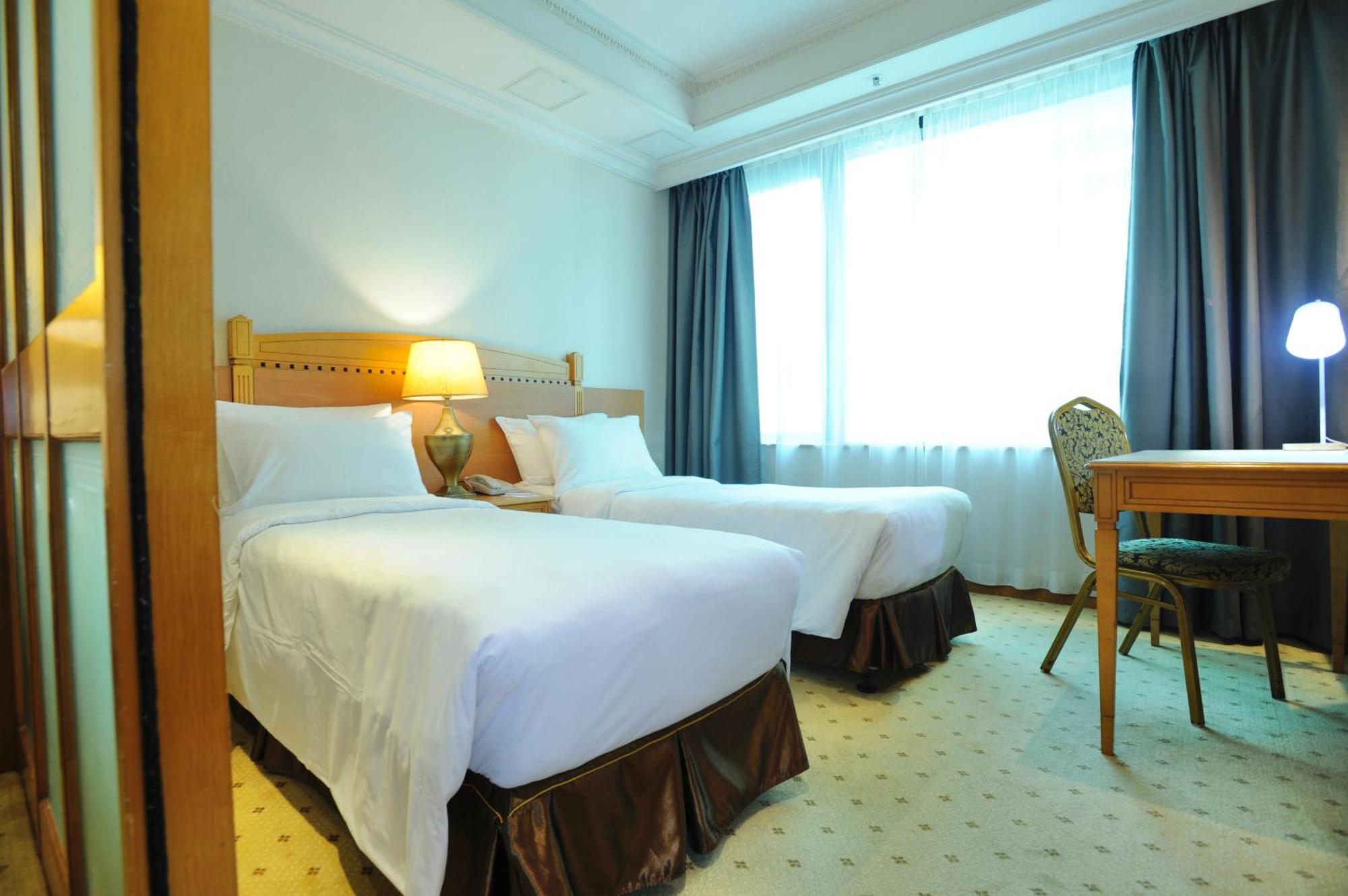 Superior Suite