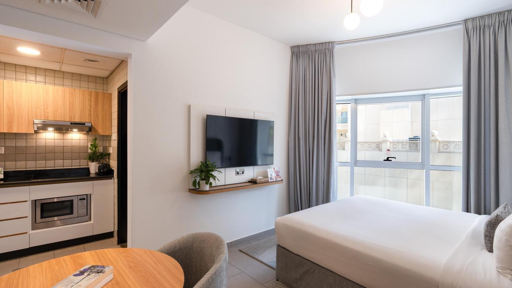 36 Hours Staycation – Executive Studio including Complimentary access to Soluna Beach Club transfers F&B Laundry & Spa Early check at 6 AM & Late check-out at 6 PM