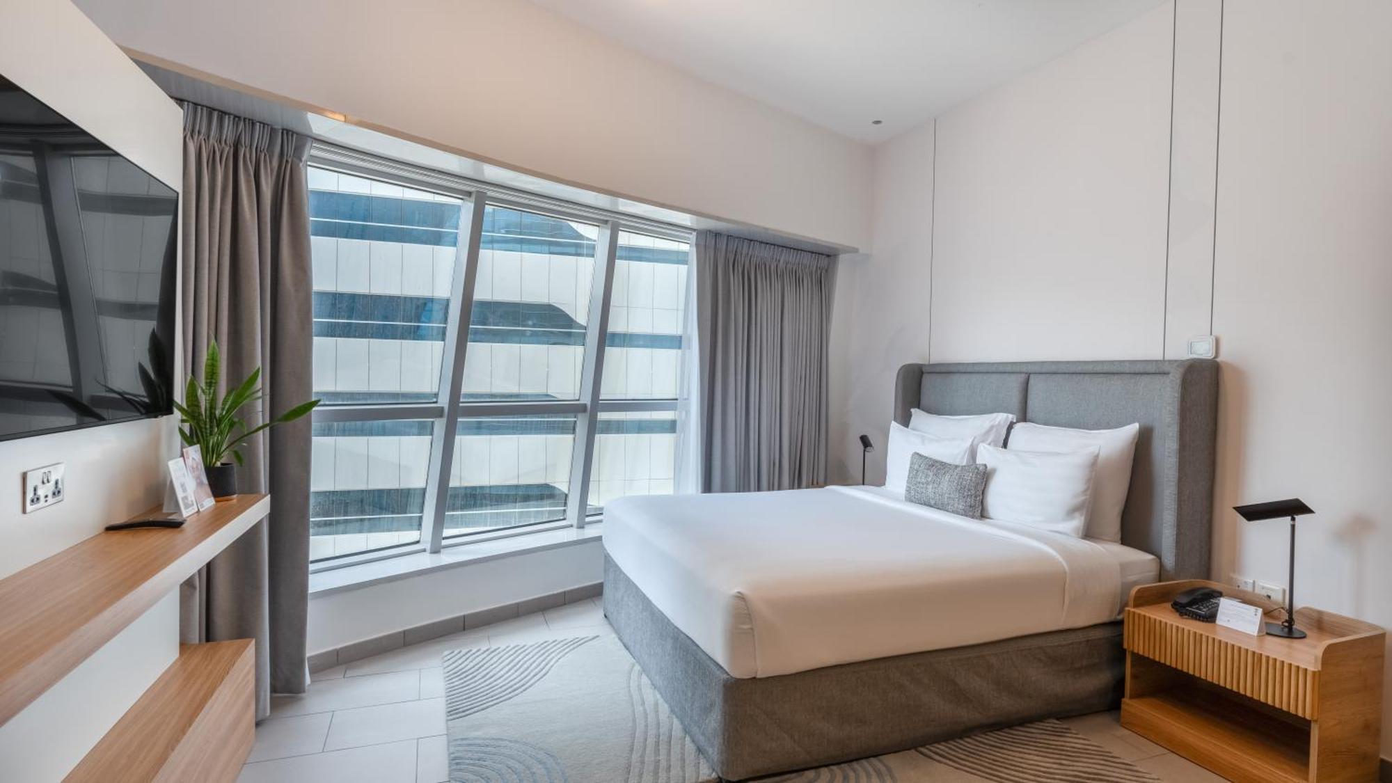 36 Hours Staycation – Executive Studio including Complimentary access to Soluna Beach Club transfers F&B Laundry & Spa Early check at 6 AM & Late check-out at 6 PM