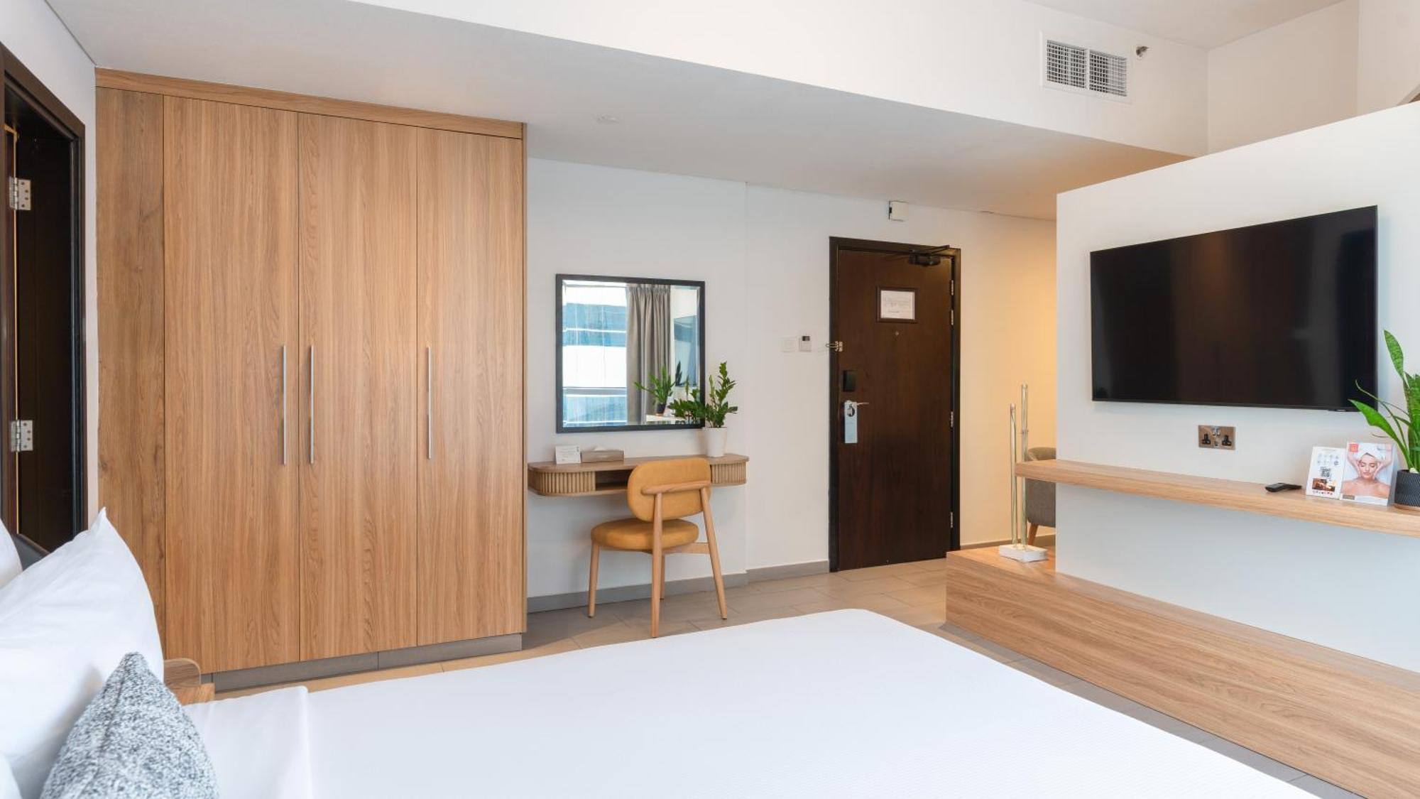36 Hours Staycation – Executive Studio including Complimentary access to Soluna Beach Club transfers F&B Laundry & Spa Early check at 6 AM & Late check-out at 6 PM