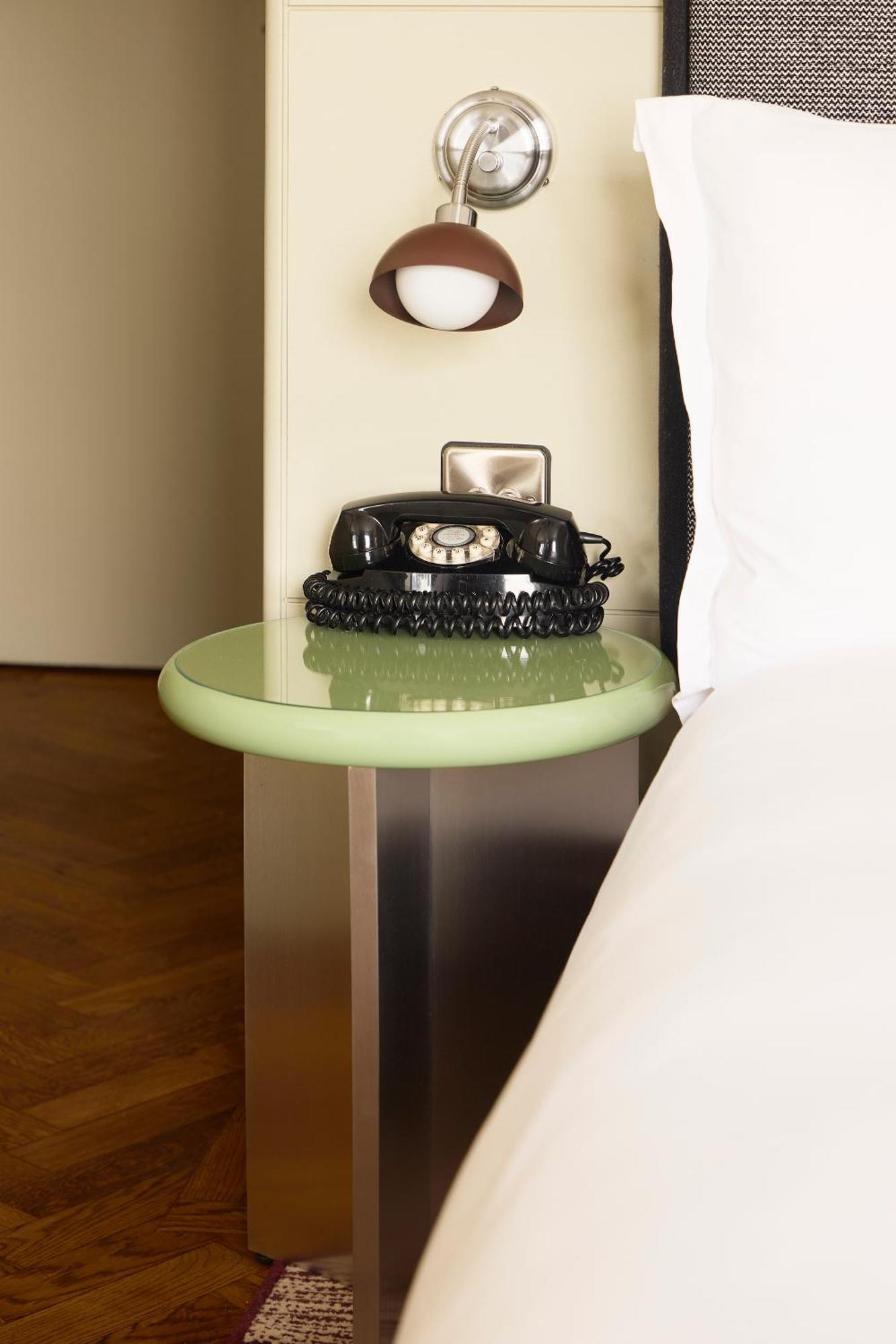 Cosy Twin
