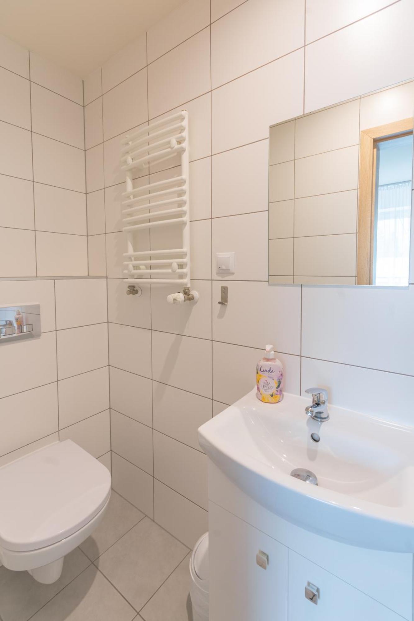 Pokój Dwuosobowy typu Deluxe z 1 lub 2 łóżkami i balkonem