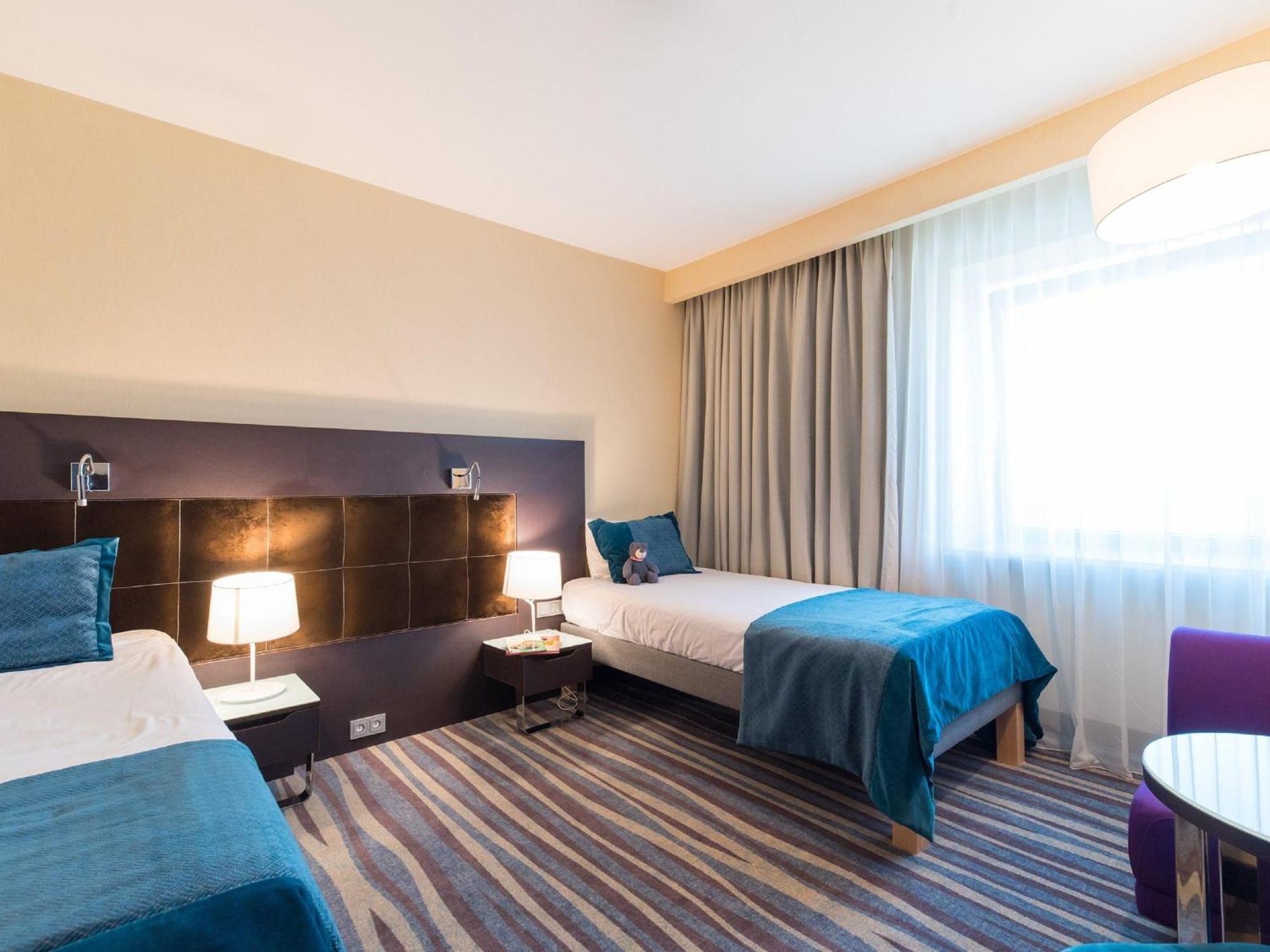 Family Connecting Rooms,1717003766:JPEG