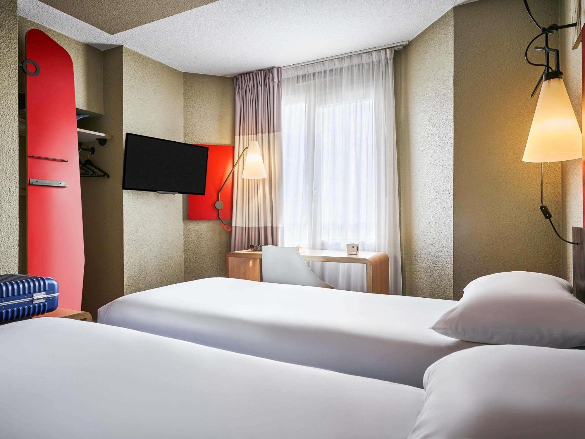 Standard Room Two Single Beds