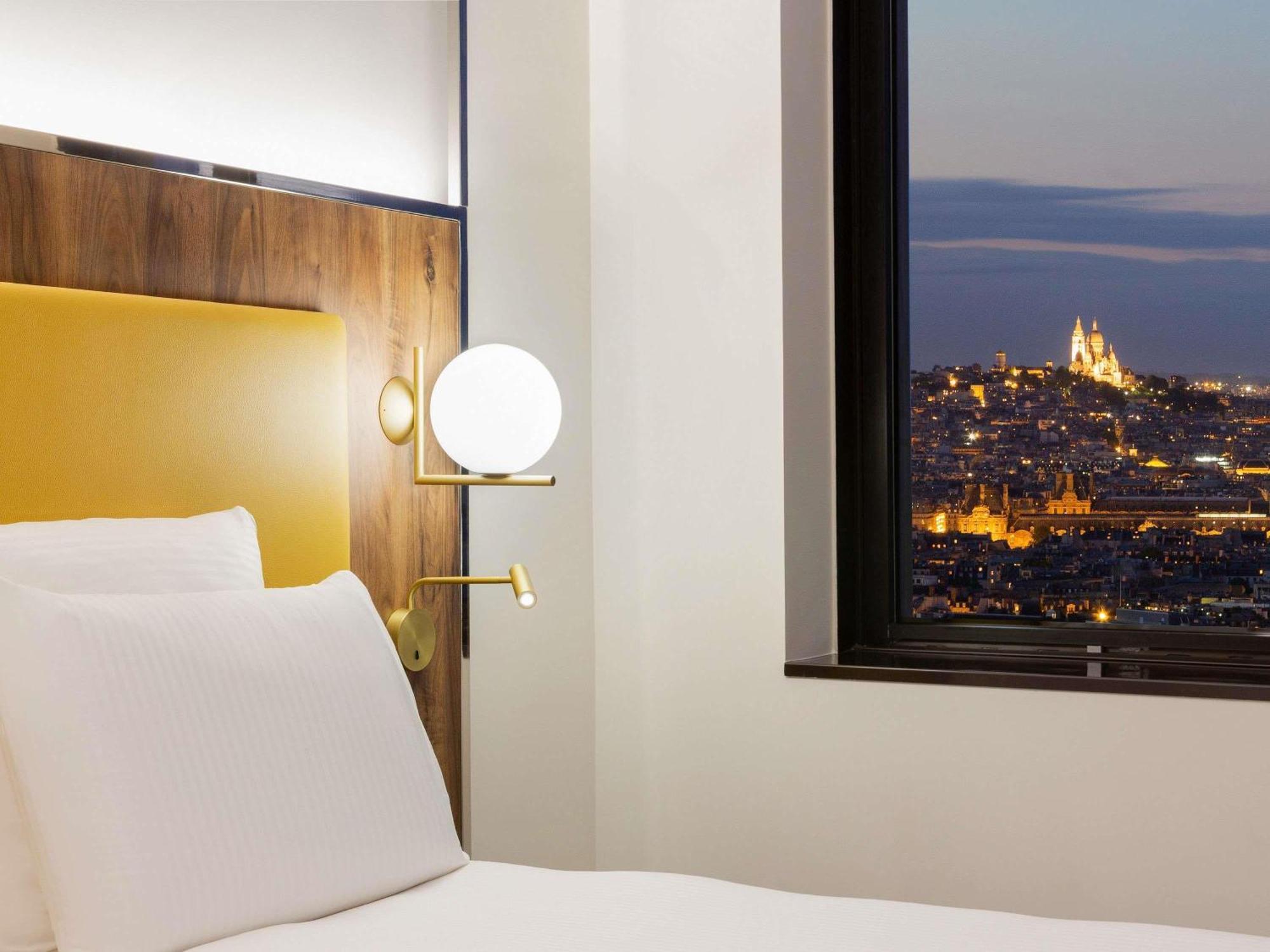 Deluxe Premium King Room Sacré-coeur View
