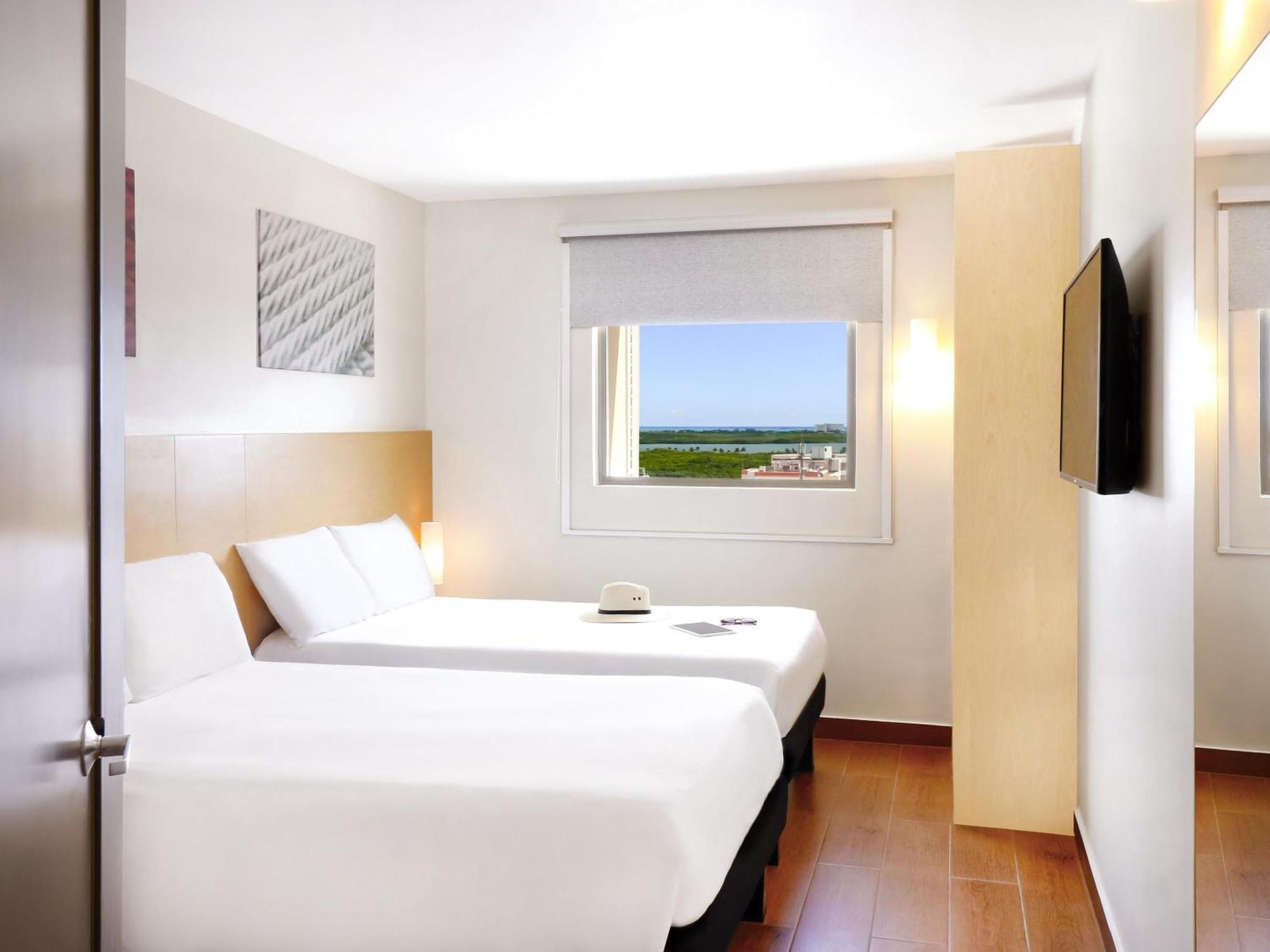 Standard Double Room Two Single Beds