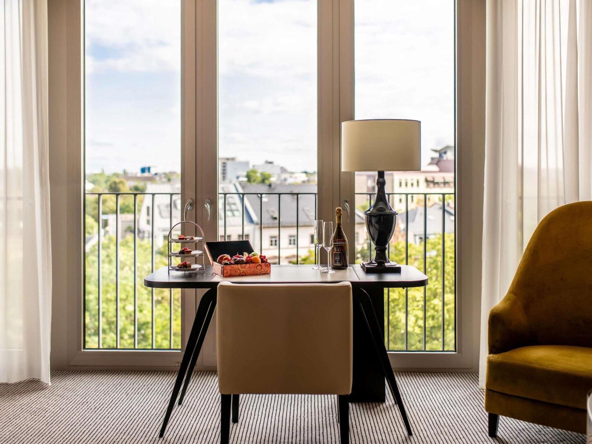 Apartament typu Junior Suite z 2 pojedynczymi łóżkami