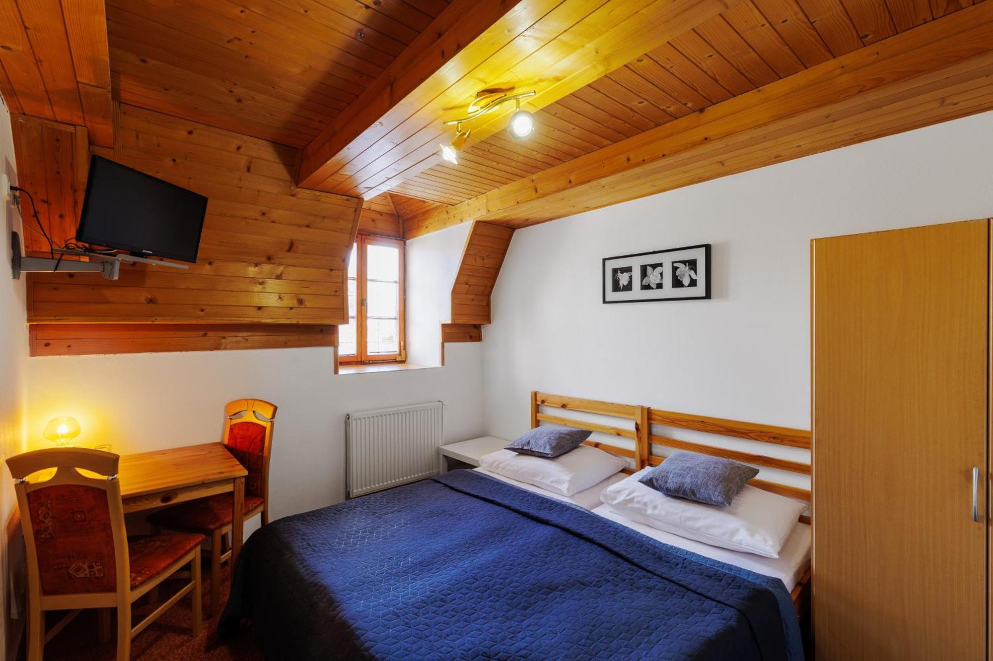 Quadruple Room,1722917785:JPEG