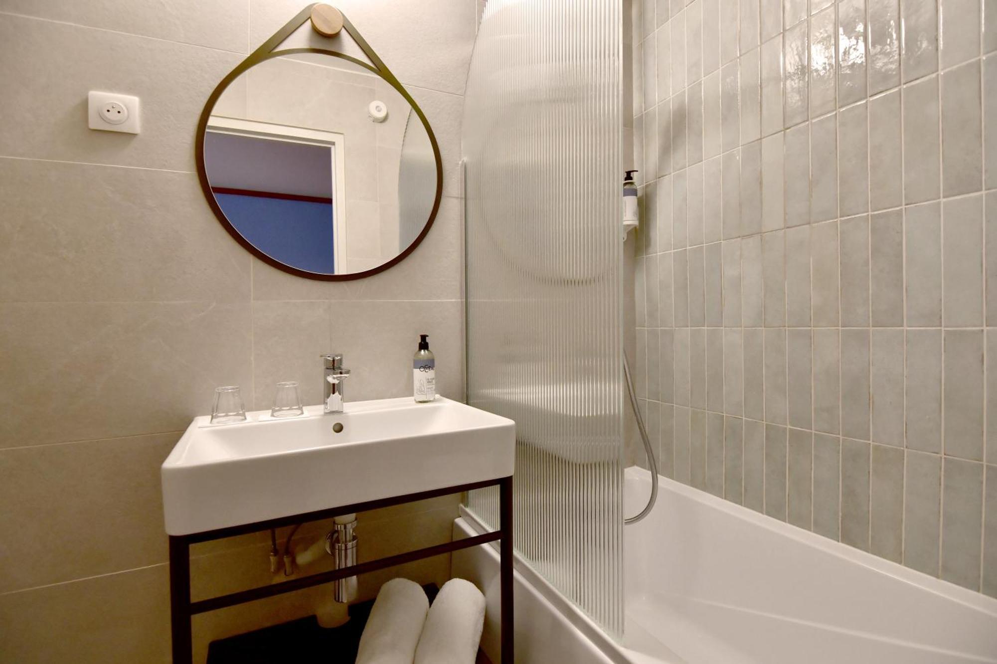Single Room Bath
