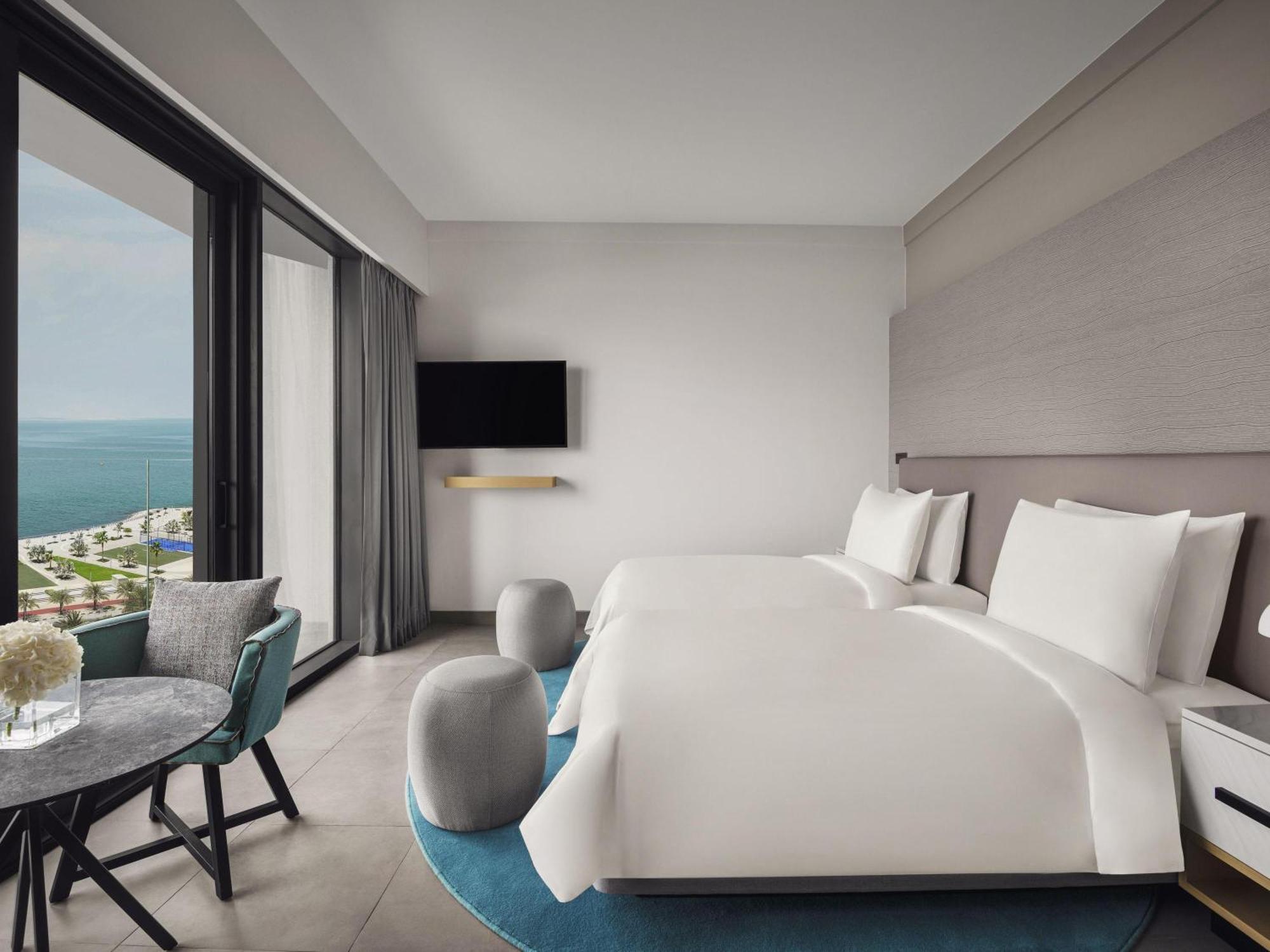 Premium Twin Room Beach Pool