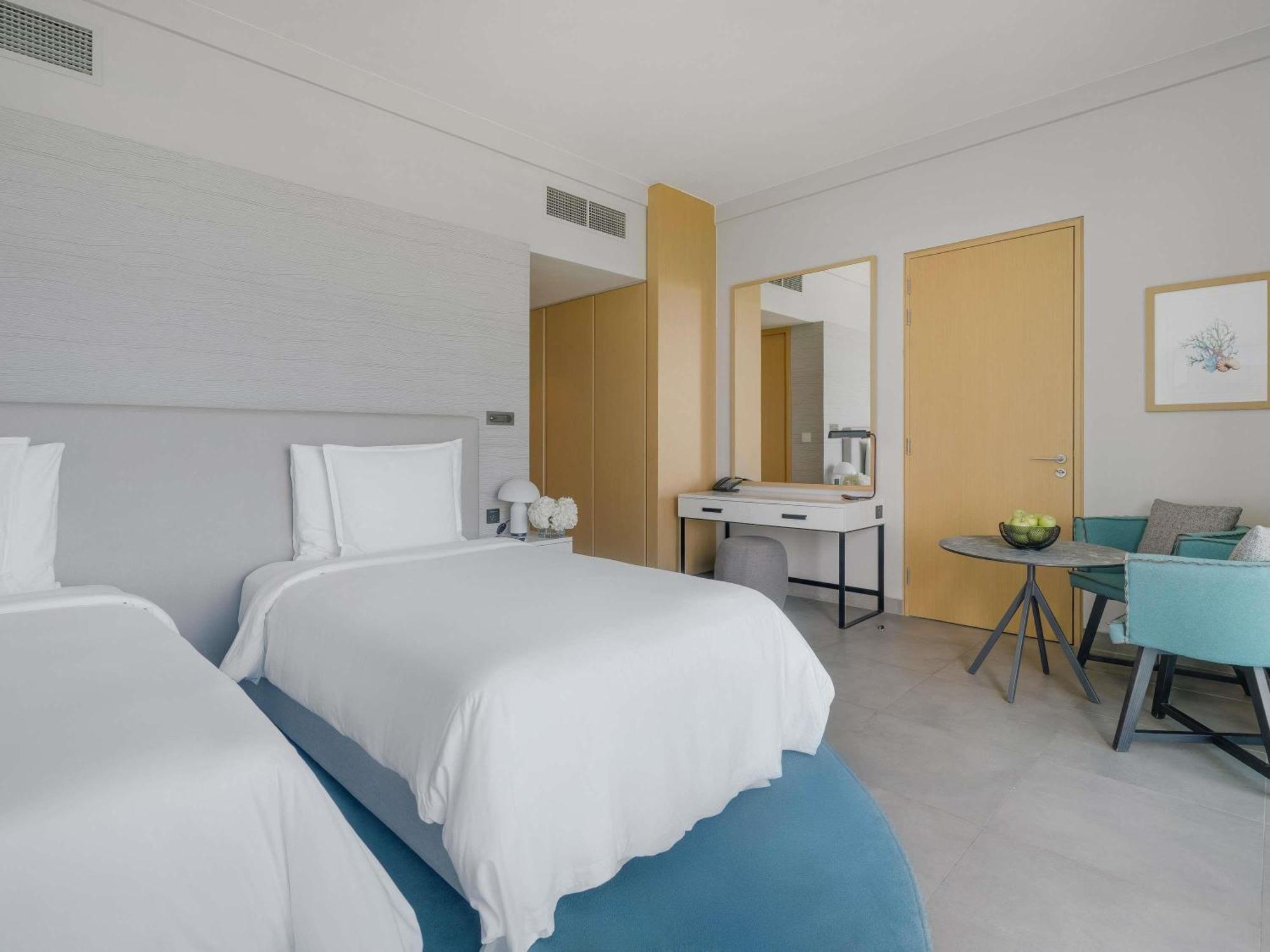 Premium Twin Room Beach Pool