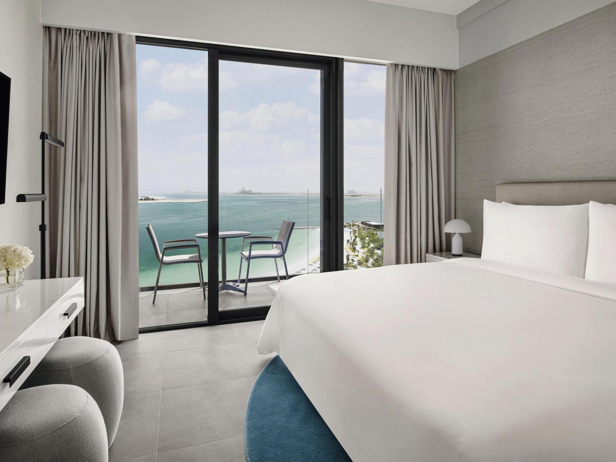 Premium King Room Beach Pool