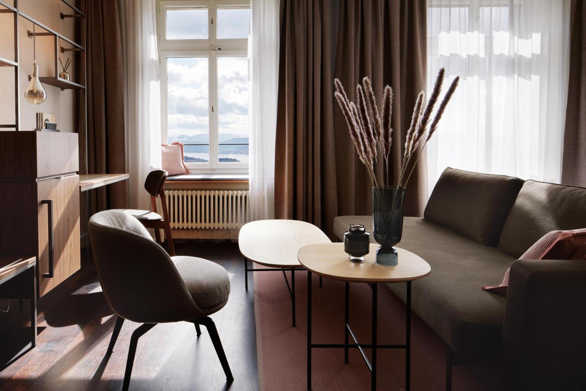 Deluxe Twin Room Lake View