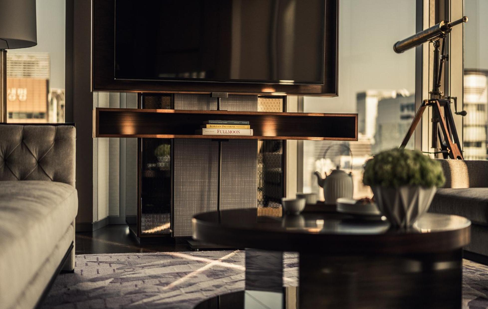 King Suite