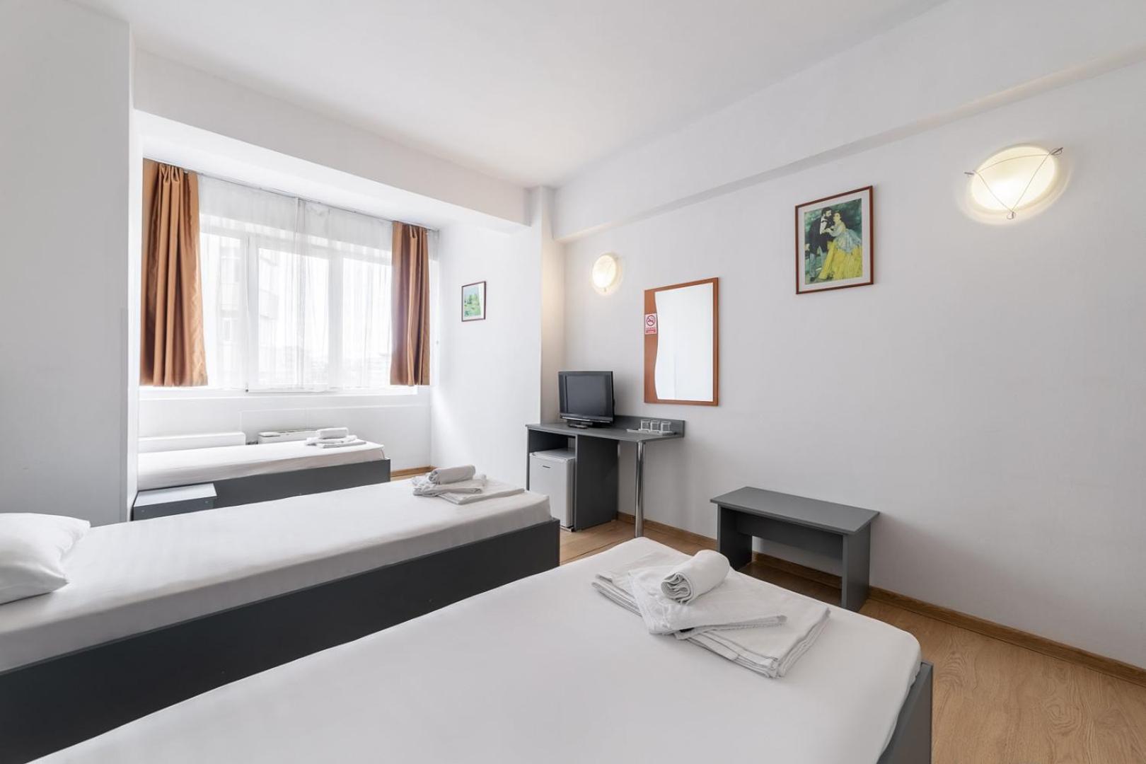 Economy Triple Room
