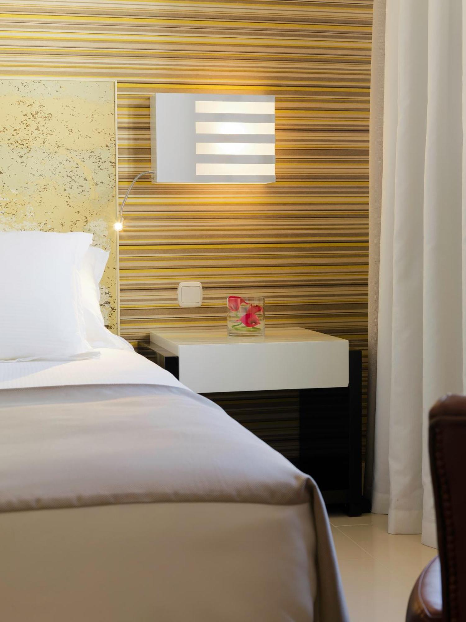 Apartament typu Suite z widokiem na basen