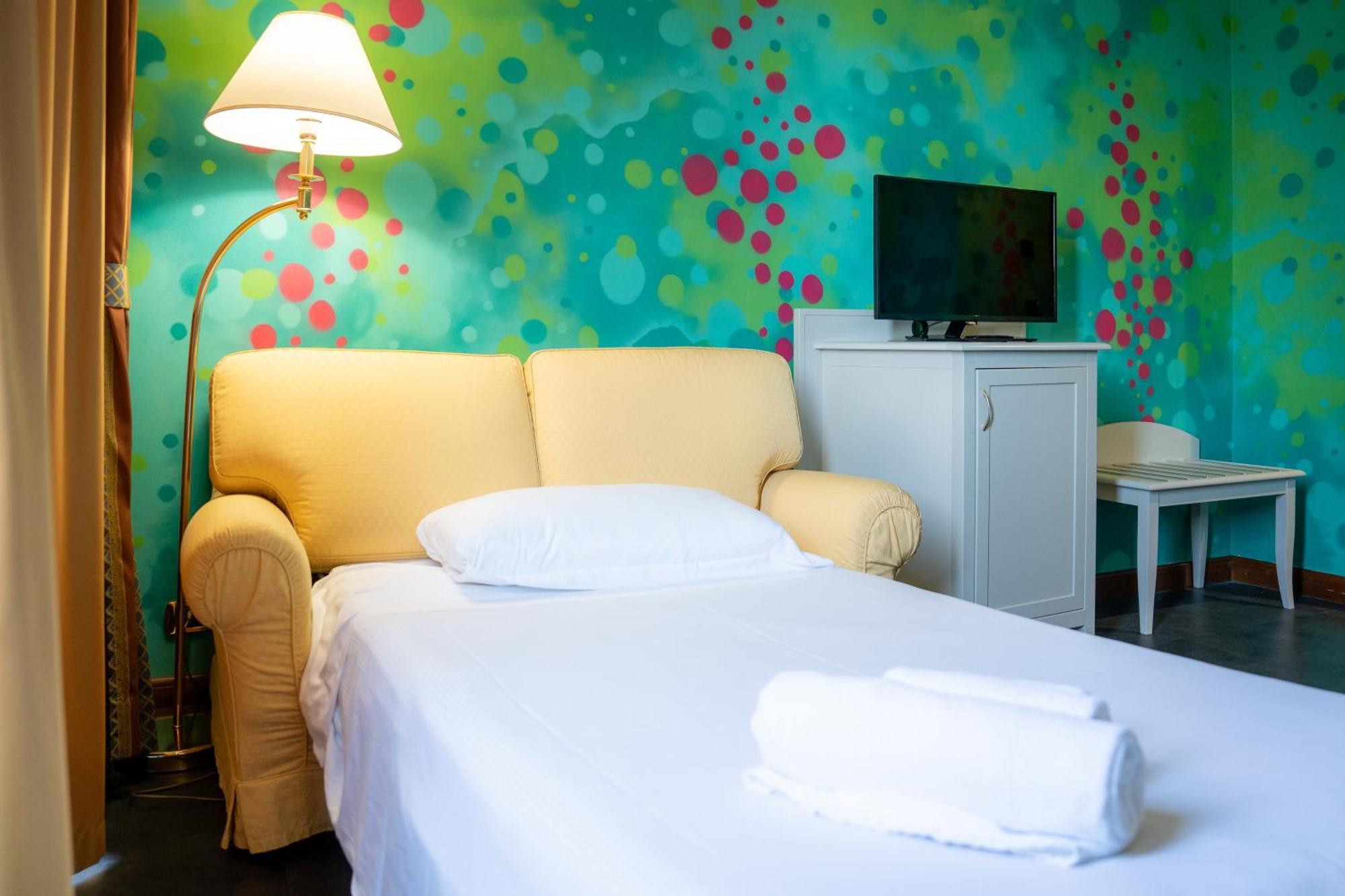 Triple Room,1742587267:JPEG