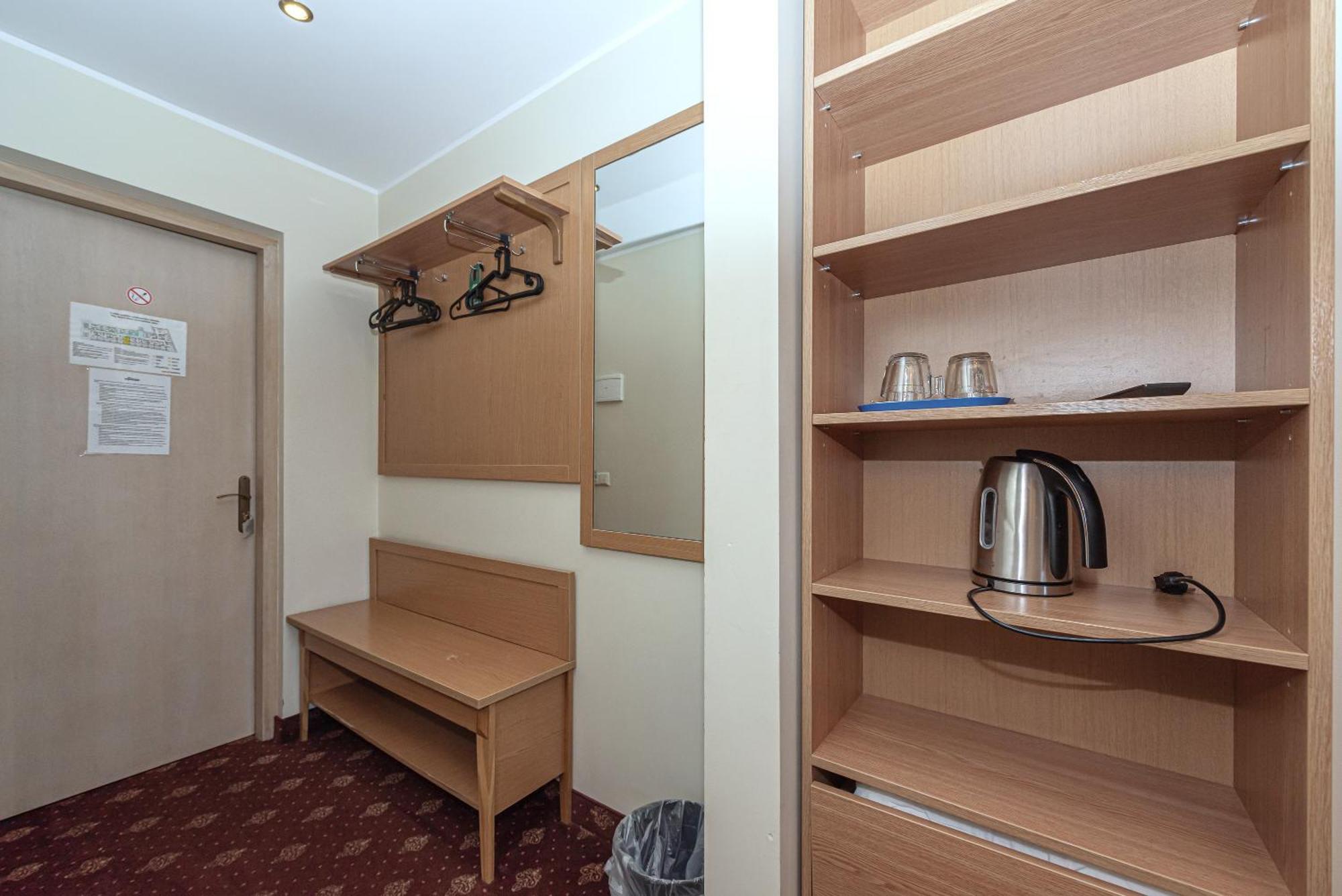 Economy Twin Room