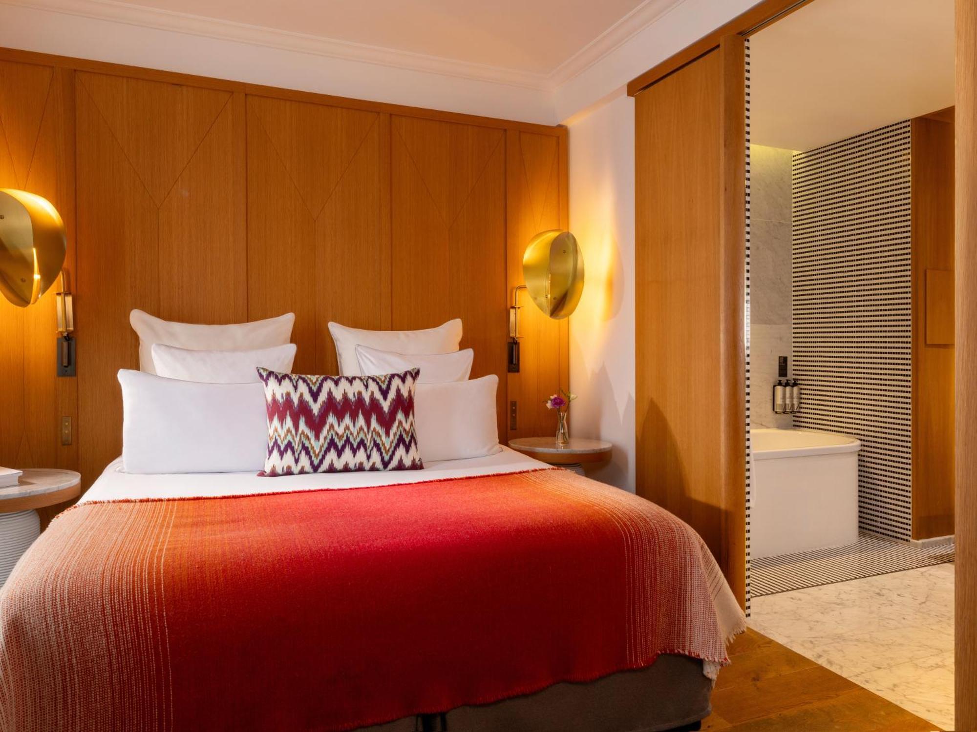 Prestige Suite