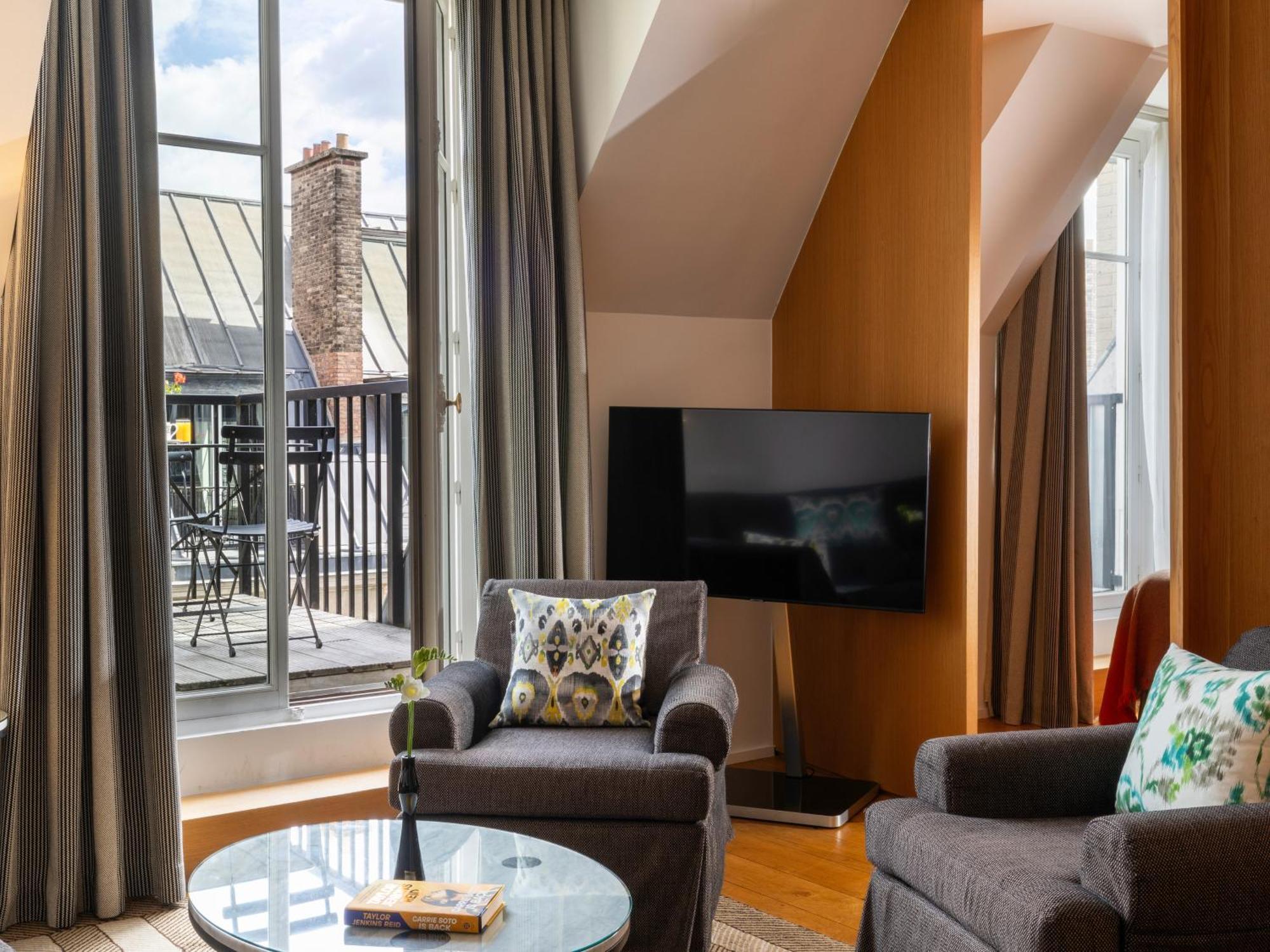 Prestige Suite