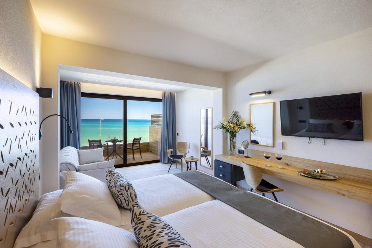 Superior Sea View Room