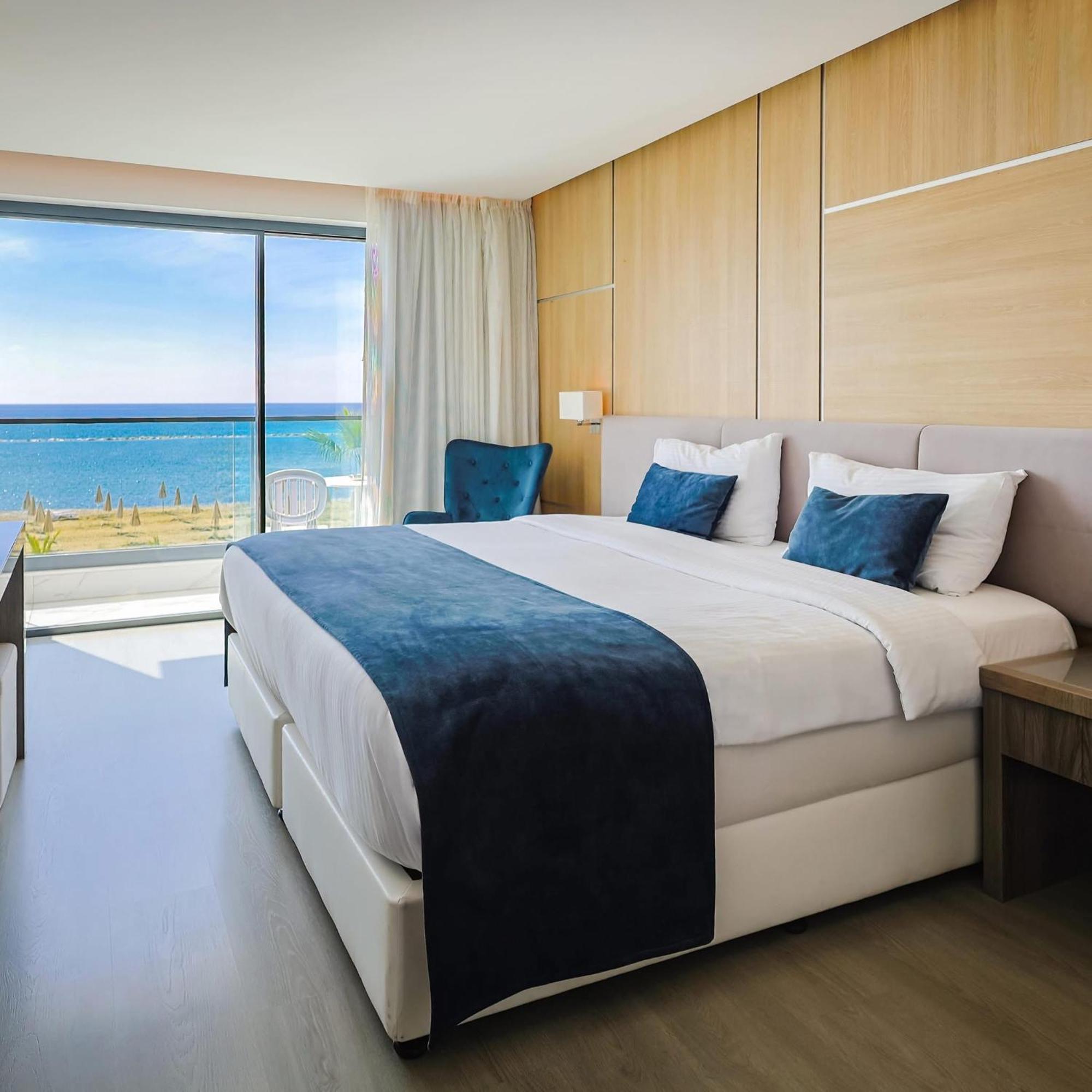 Standard Double or Twin Room Sea View