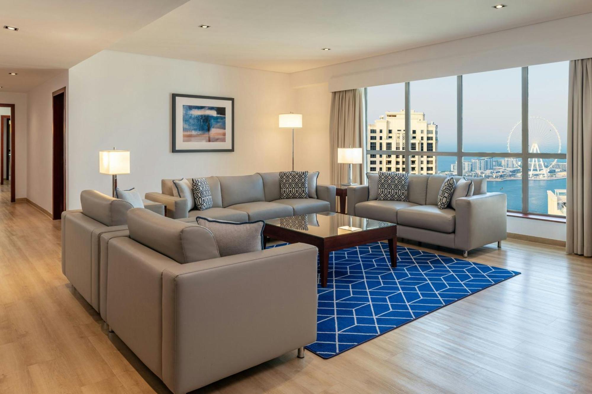 Four-Bedroom Suite Partial Sea View